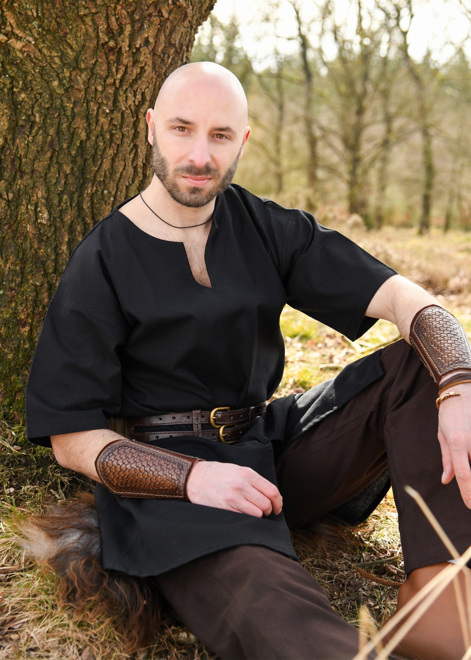 Imagen única de: Túnica Medieval Jasper, Manga Corta, Negro