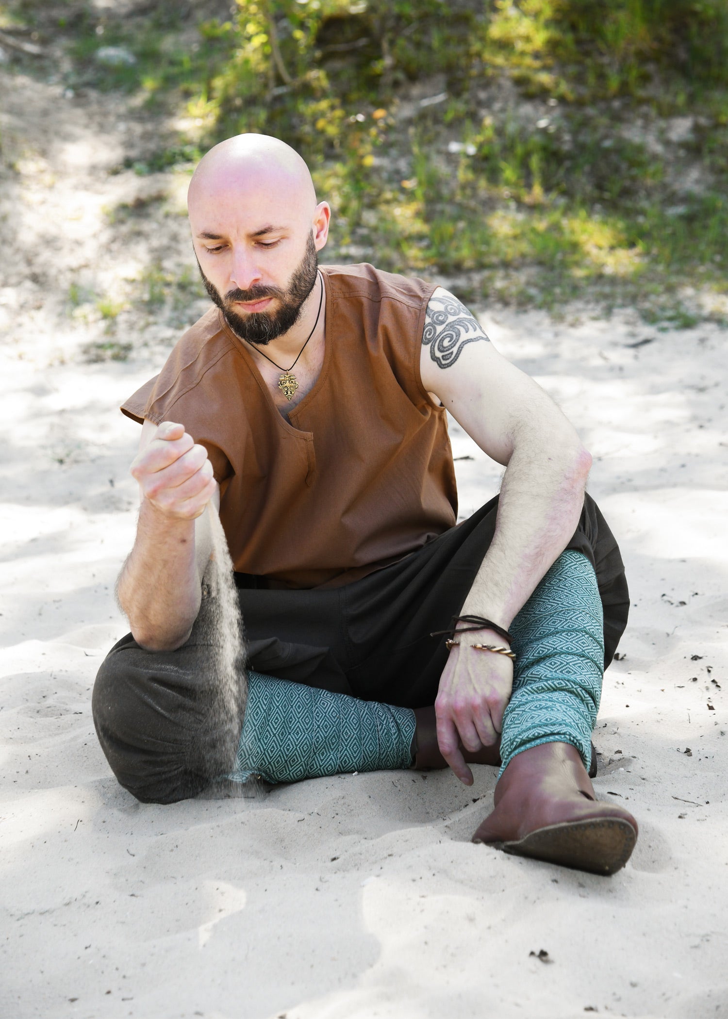 Imagen única de: Túnica Medieval Sencilla Clemente, Sin Mangas, Marrón Beige