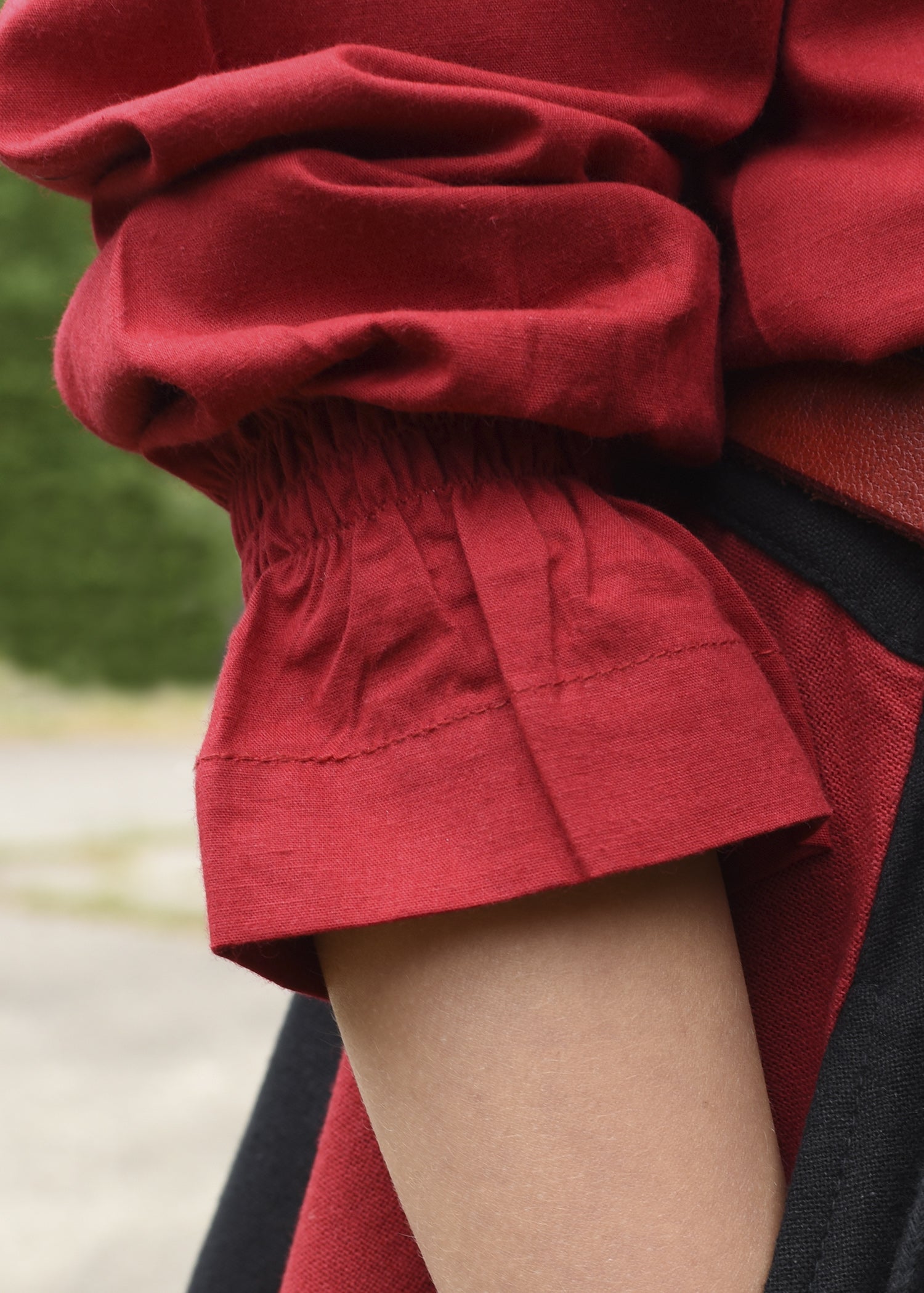 Imagen única de: Blusa Medieval Infantil Helena, Roja