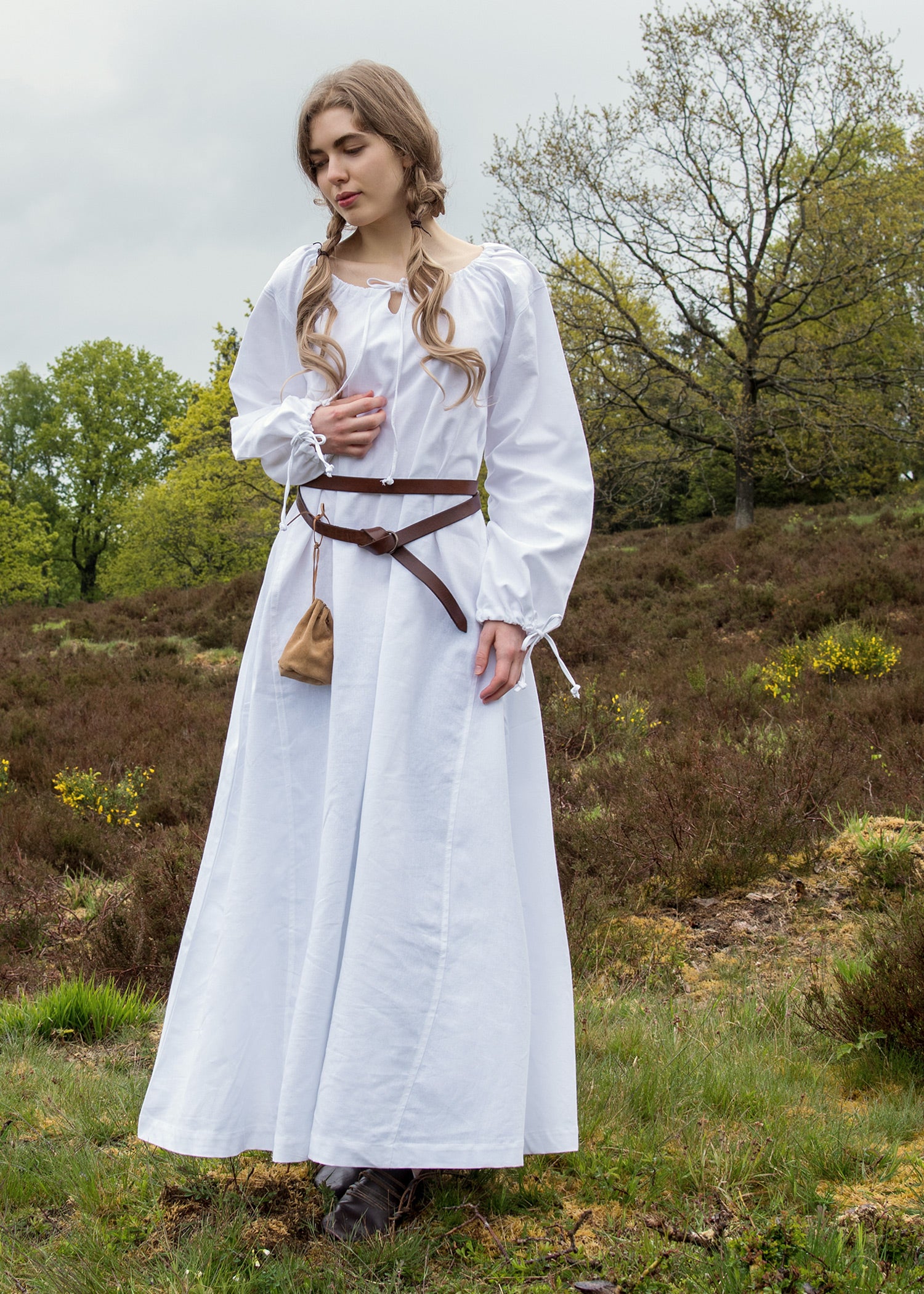 Imagen única de: Vestido Medieval, Vestido Interior Ana, Blanco.