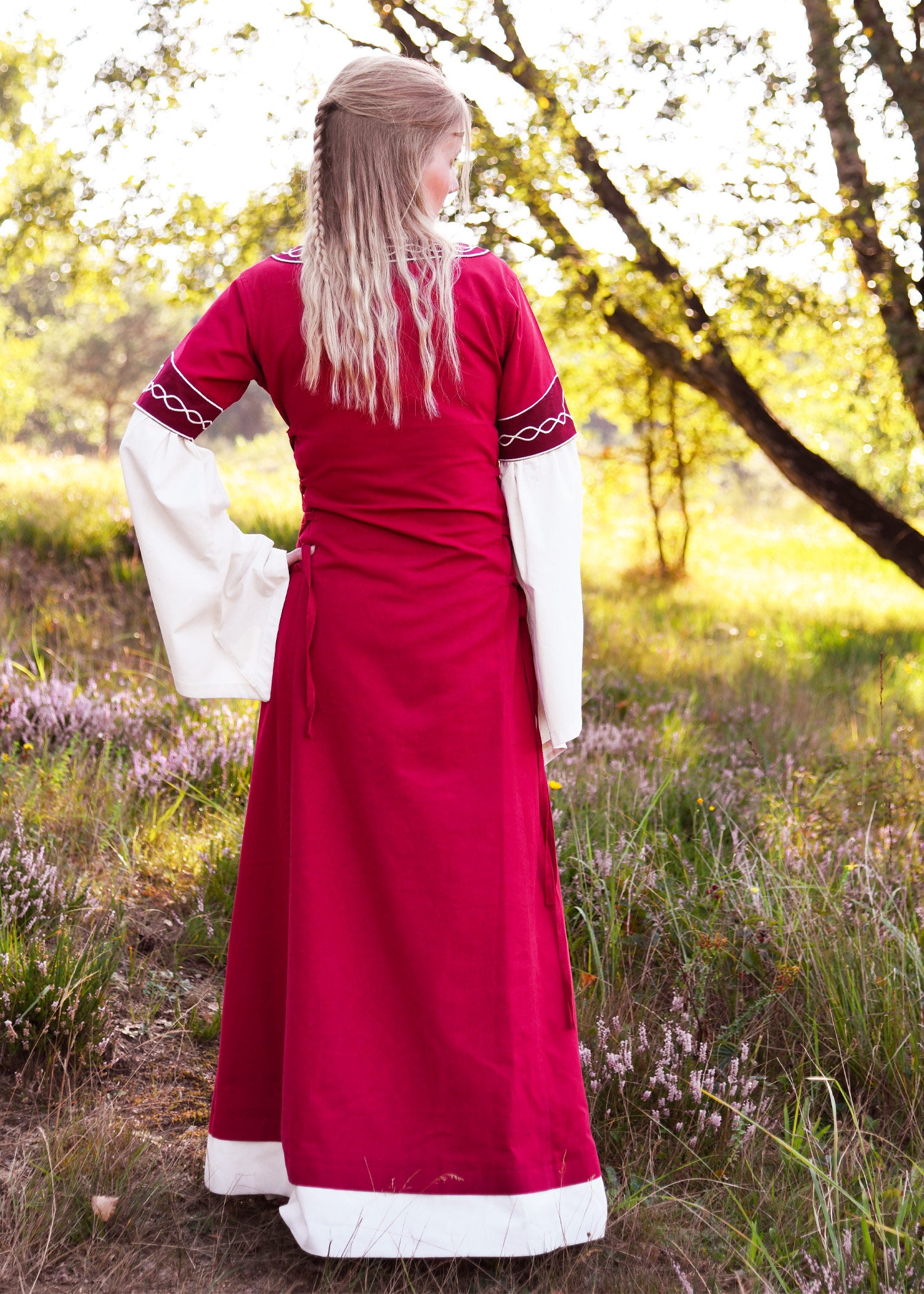 Imagen única de: Vestido Medieval Alvina, Rojo/natural