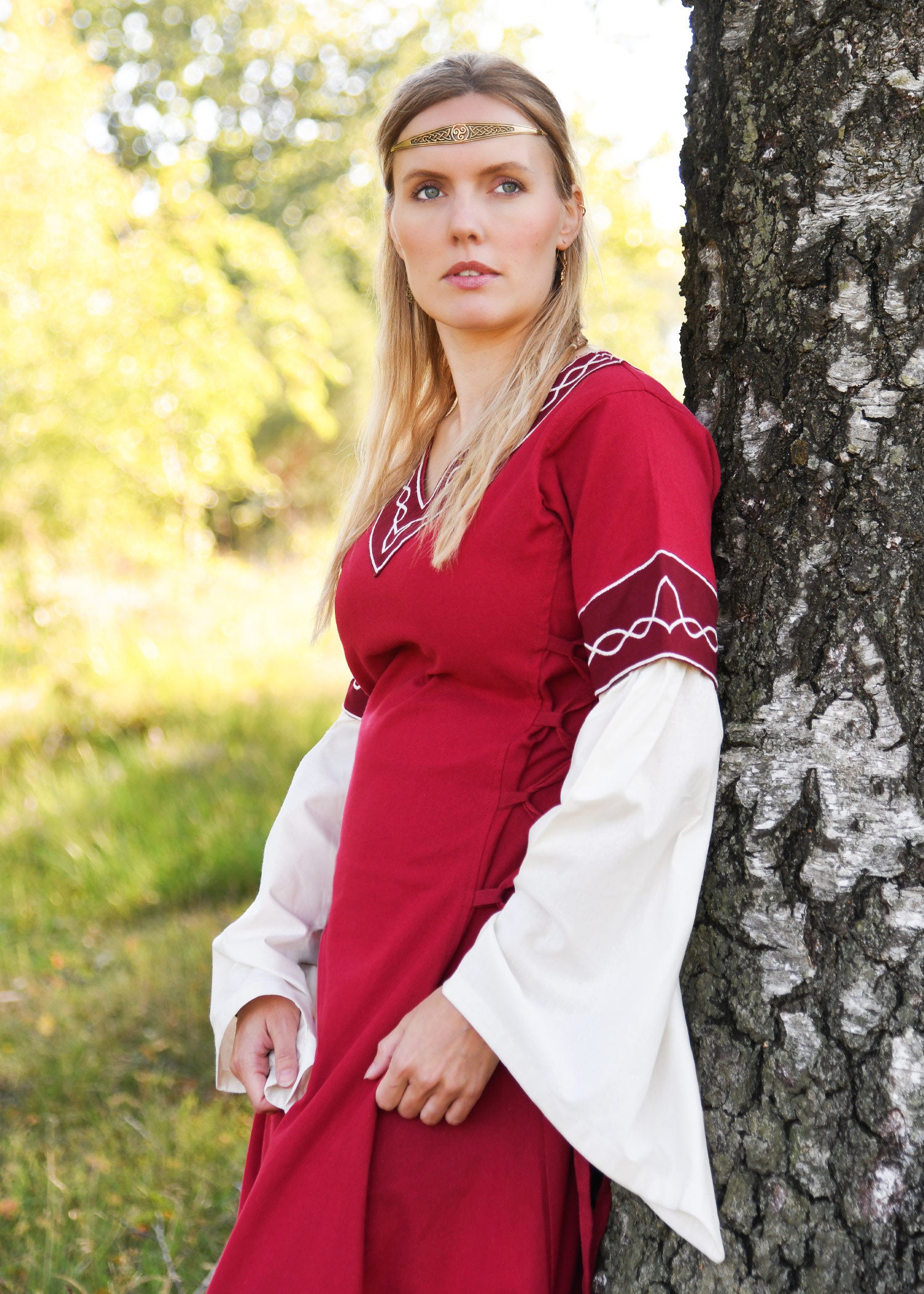 Imagen única de: Vestido Medieval Alvina, Rojo/natural