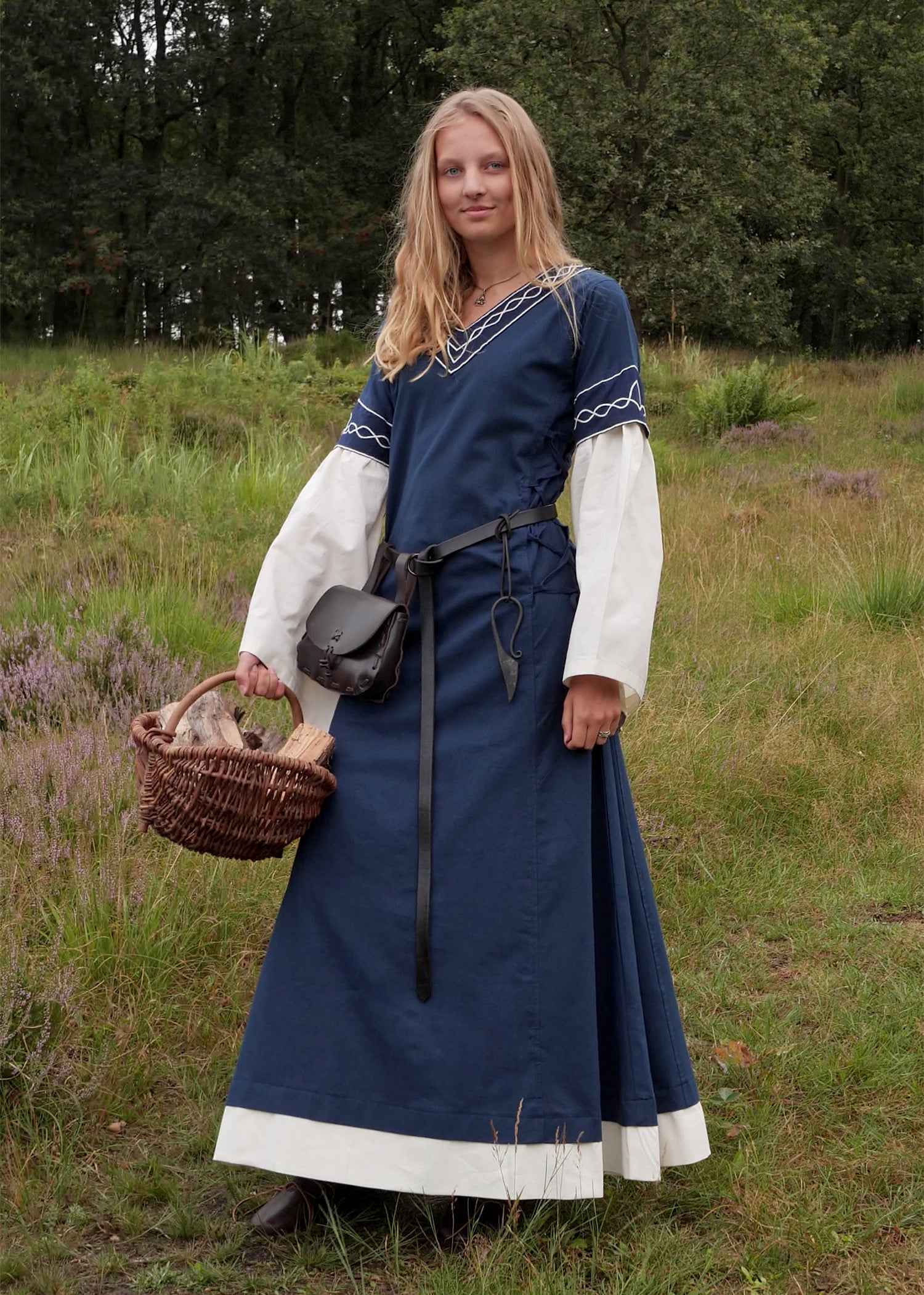Imagen única de: Vestido Medieval Alvina, Azul/natural
