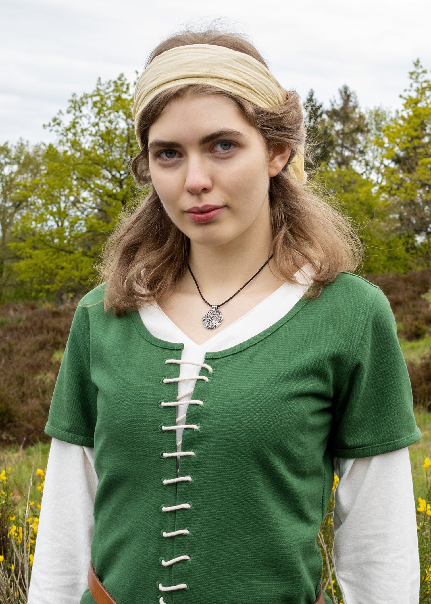 Imagen única de: Cotehardie Ava De Manga Corta, Vestido Medieval, Verde