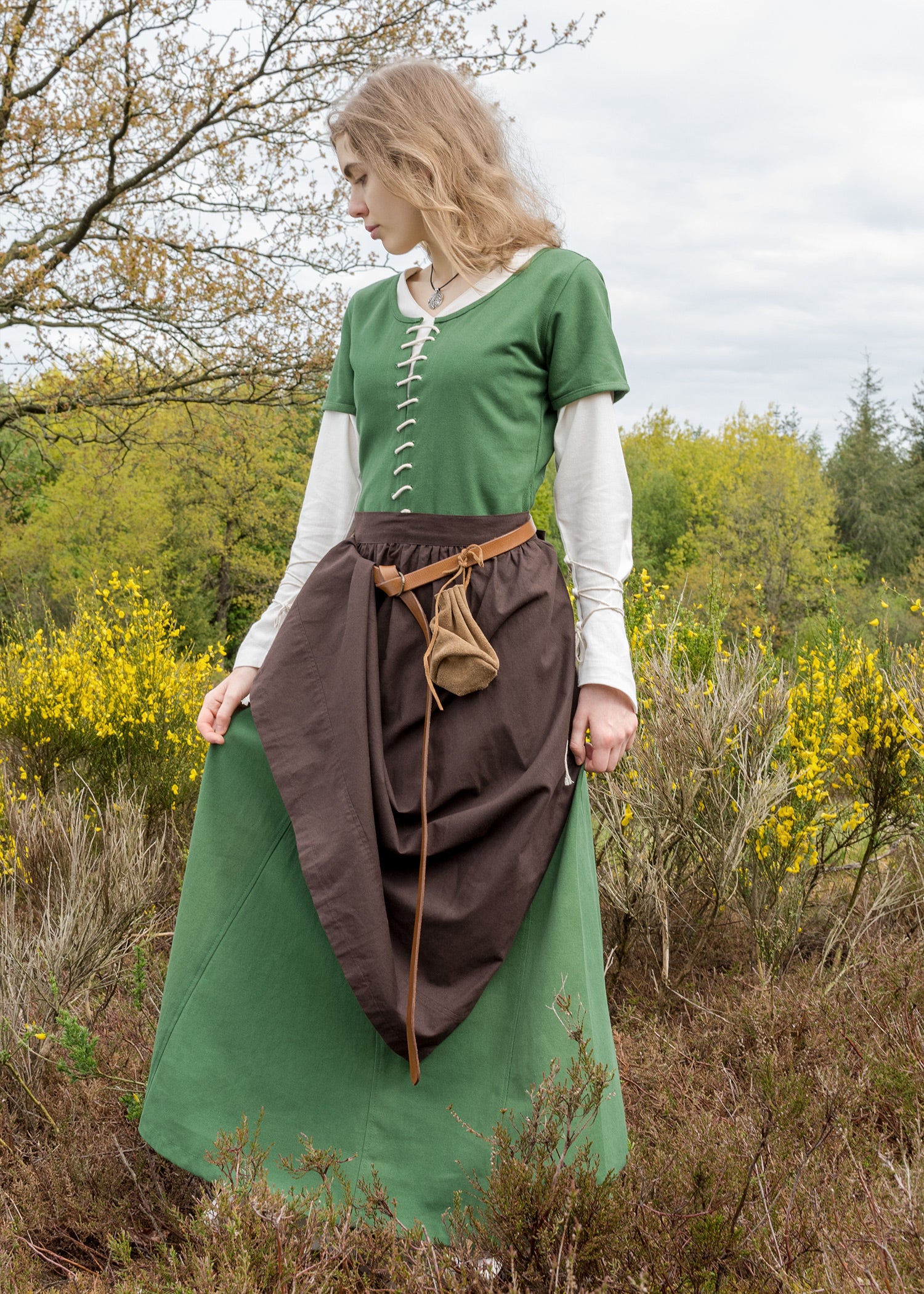 Imagen única de: Cotehardie Ava De Manga Corta, Vestido Medieval, Verde