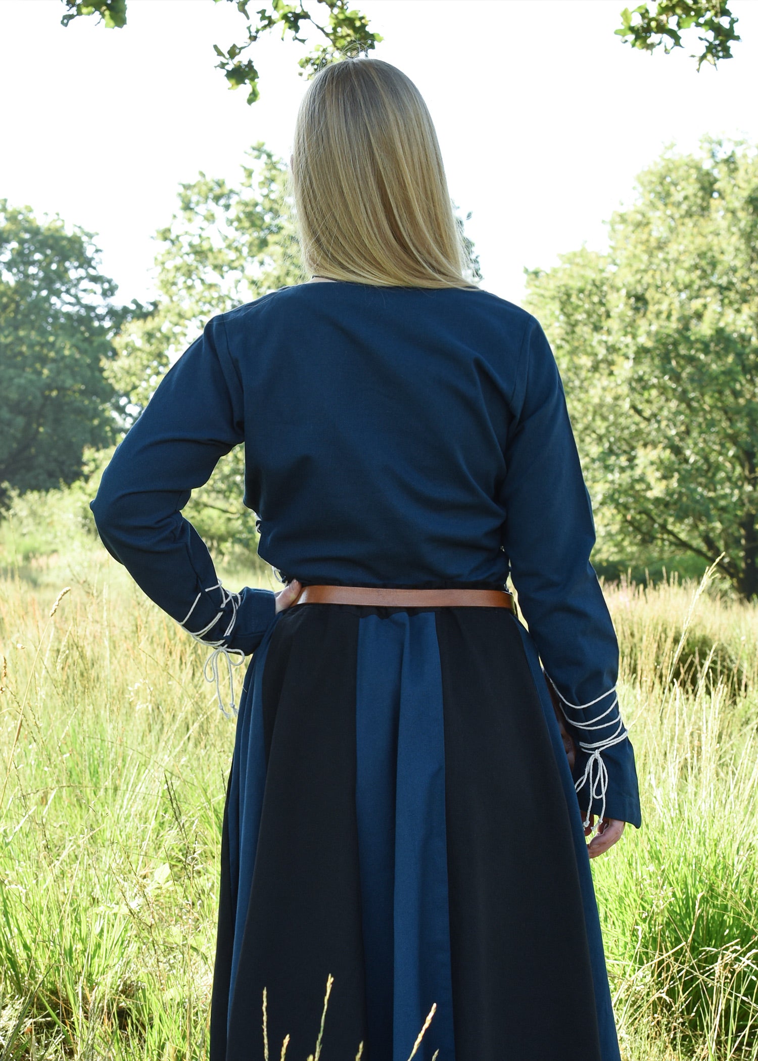 Imagen única de: Blusa Medieval Aila Con Cordones, Azul