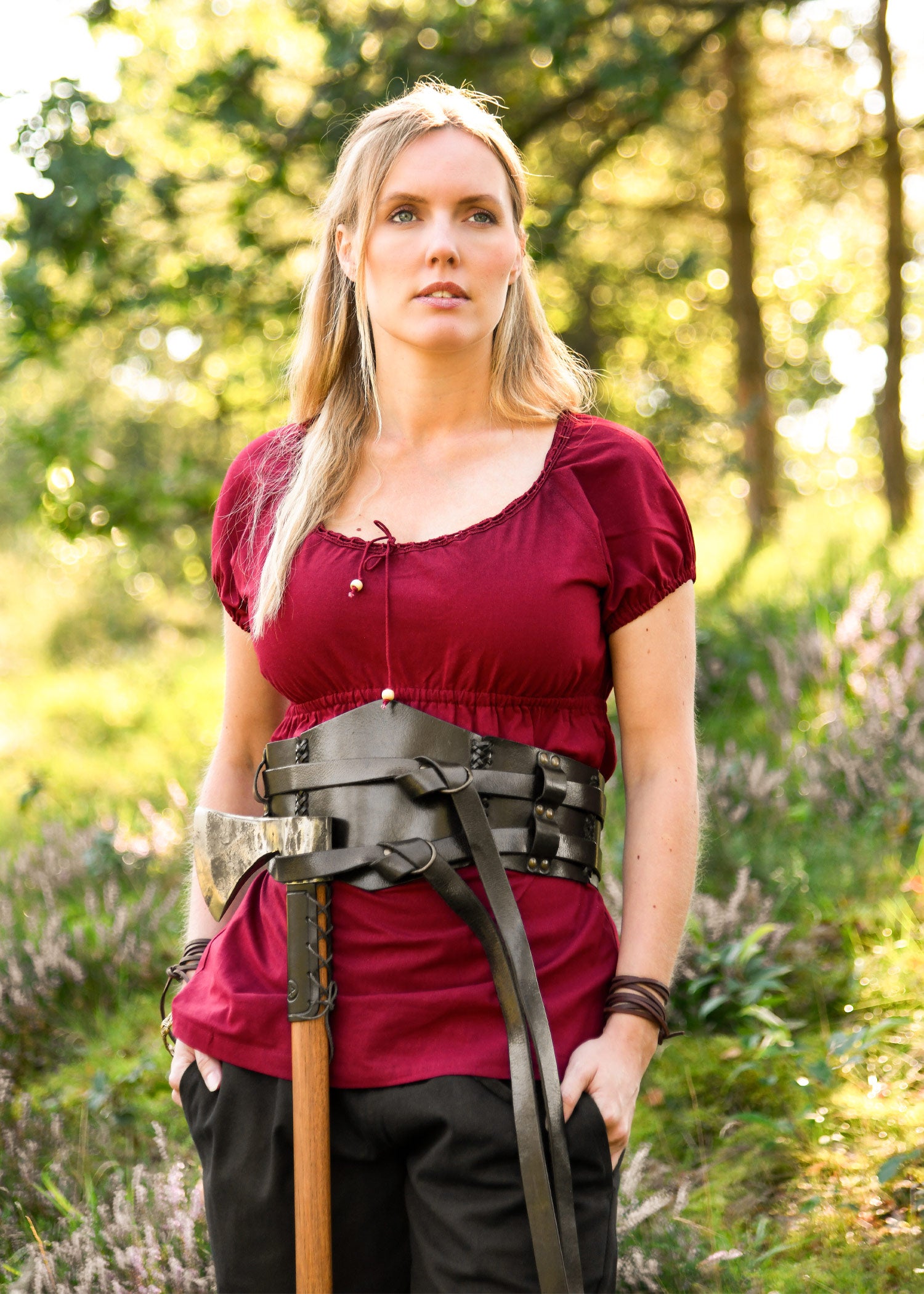 Imagen única de: Blusa Medieval De Manga Corta Aren, Rojo Vino