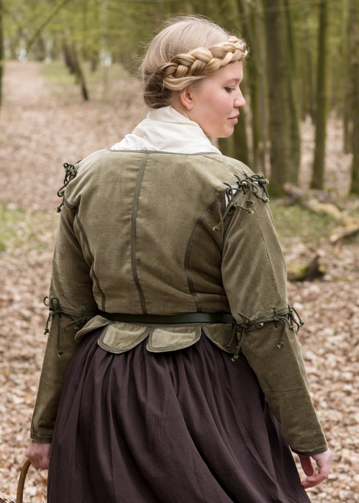Imagen única de: Chaqueta Medieval Griselda De Terciopelo, Verde
