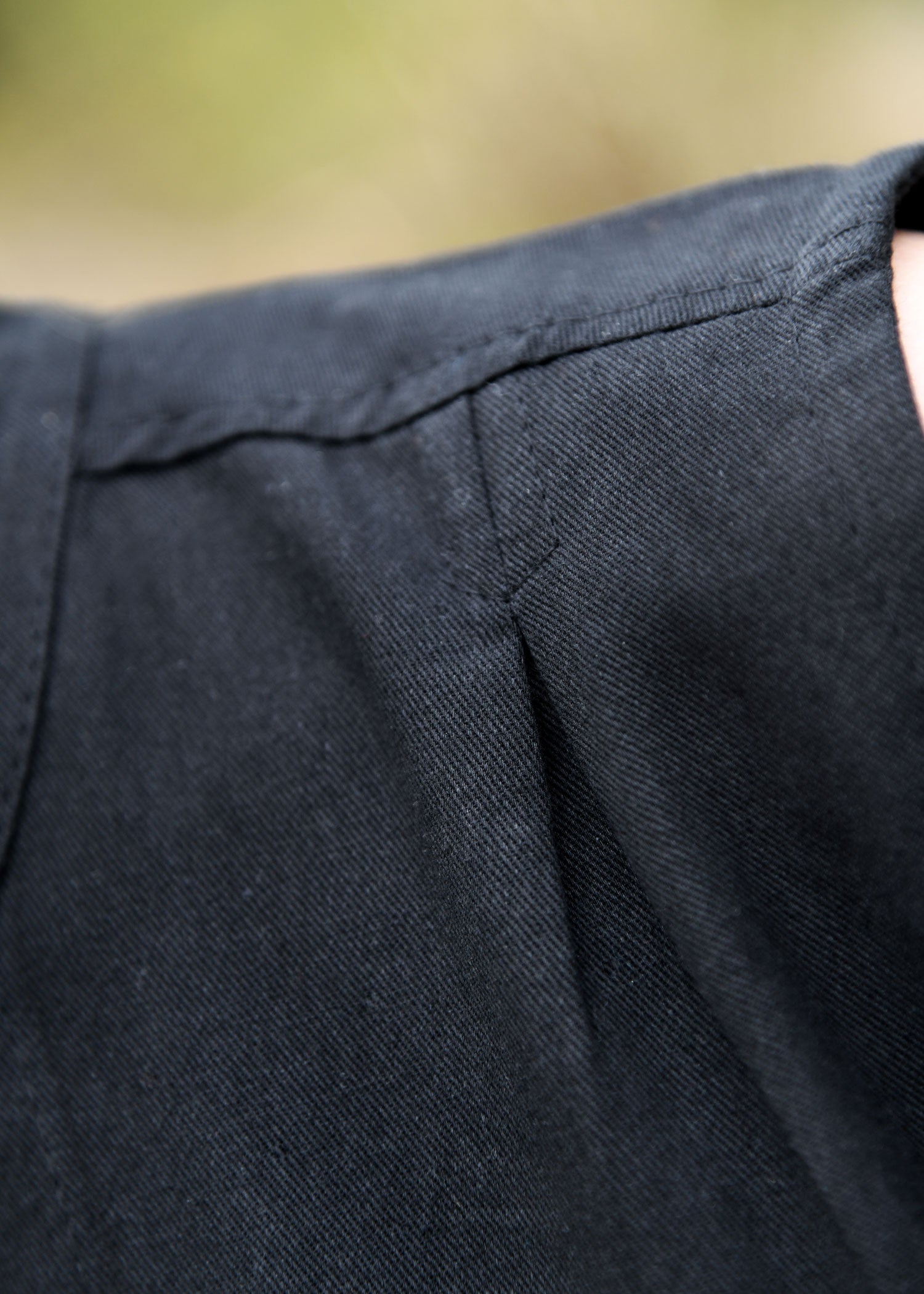 Imagen única de: Blusa Medieval Sin Mangas Levke, Negro 6