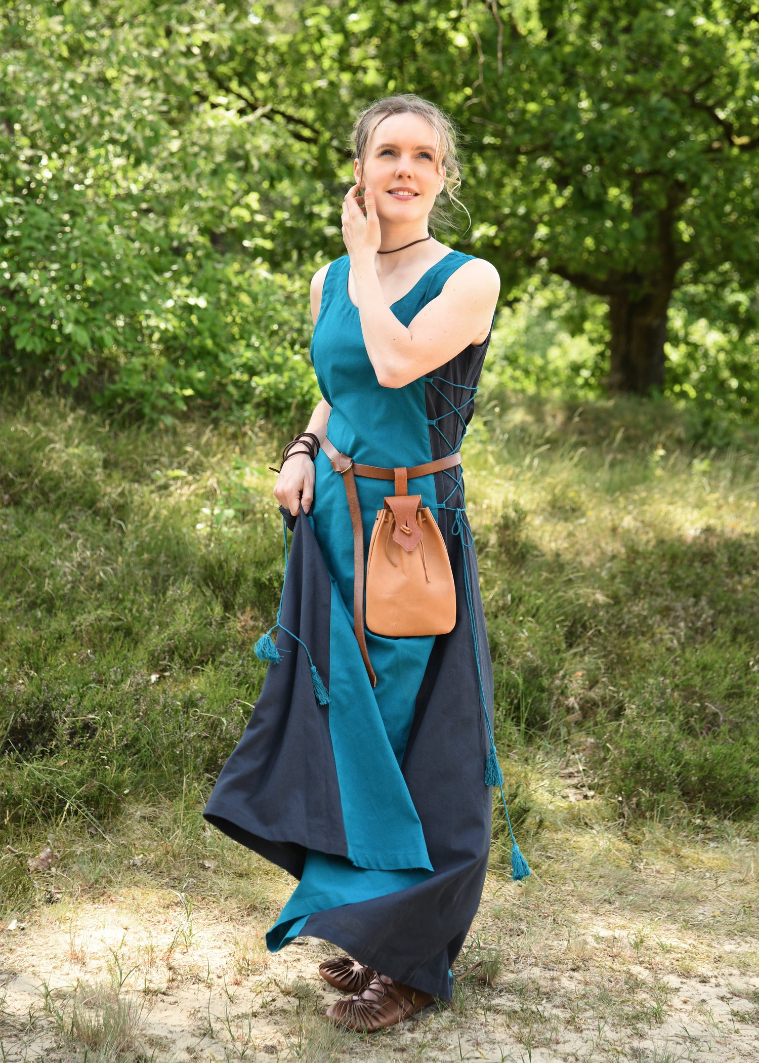 Imagen única de: Vestido Largo Sin Mangas Jarle, Vestido De Tirantes, Petróleo/azul Oscuro