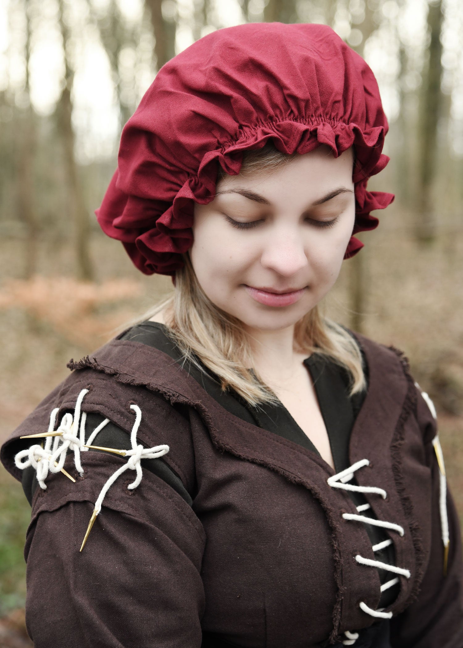 Imagen única de: Capucha Medieval Para Mujer, Diferentes Colores.