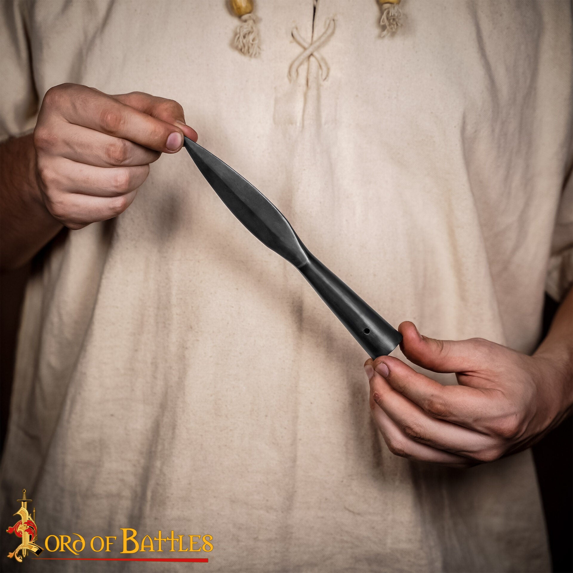 Imagen única de: Punta de Lanza Vikinga Medieval - Acero Al Carbono Forjado a Mano - Hoja Corta con Mango Cónico