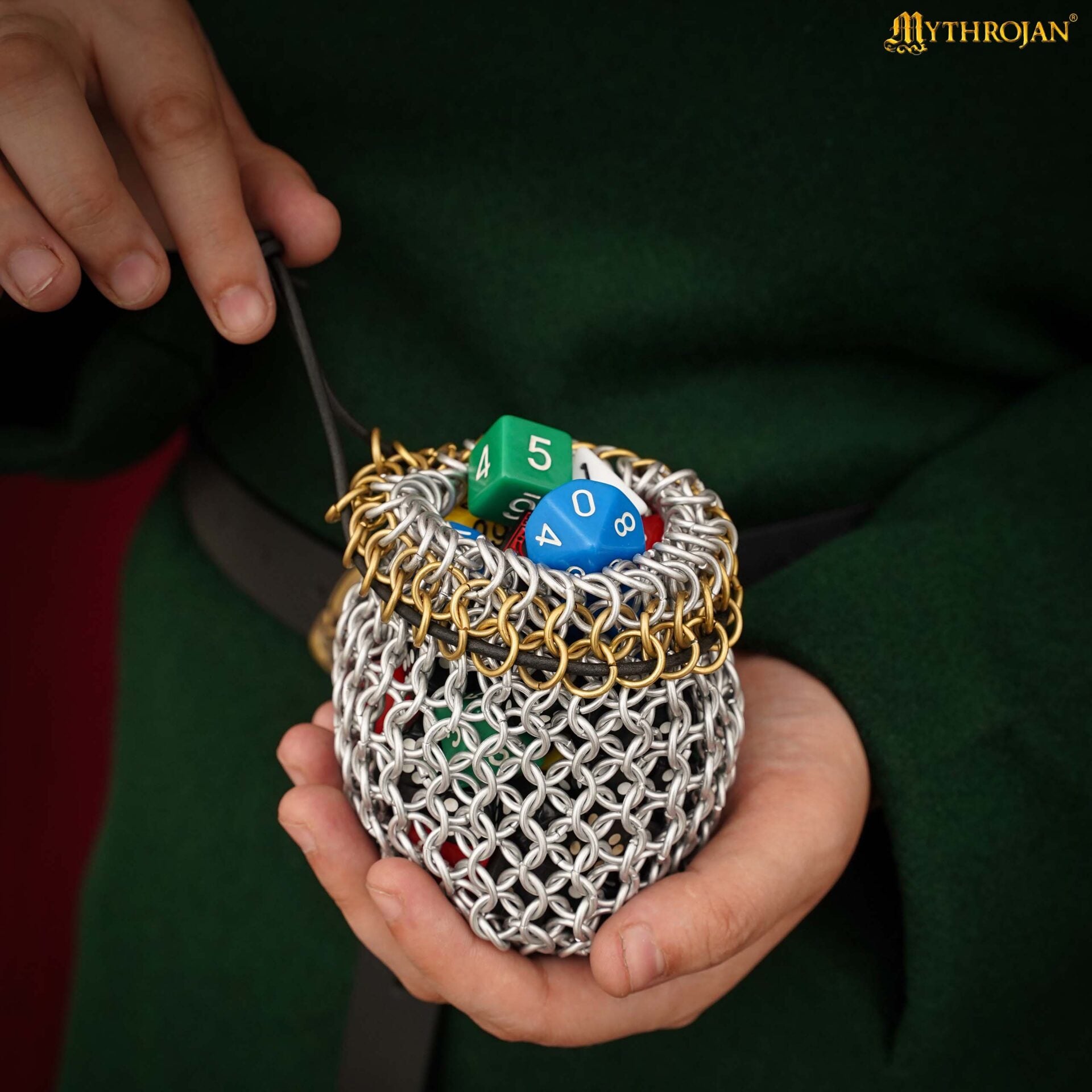 Imagen única de: Bolsa de Dados de Cota de Malla Mythrojan - 8 Mm, Calibre 16 - Bolsa de Cordón de Aluminio Anodizado para Dnd, Larp y Juegos Medievales
