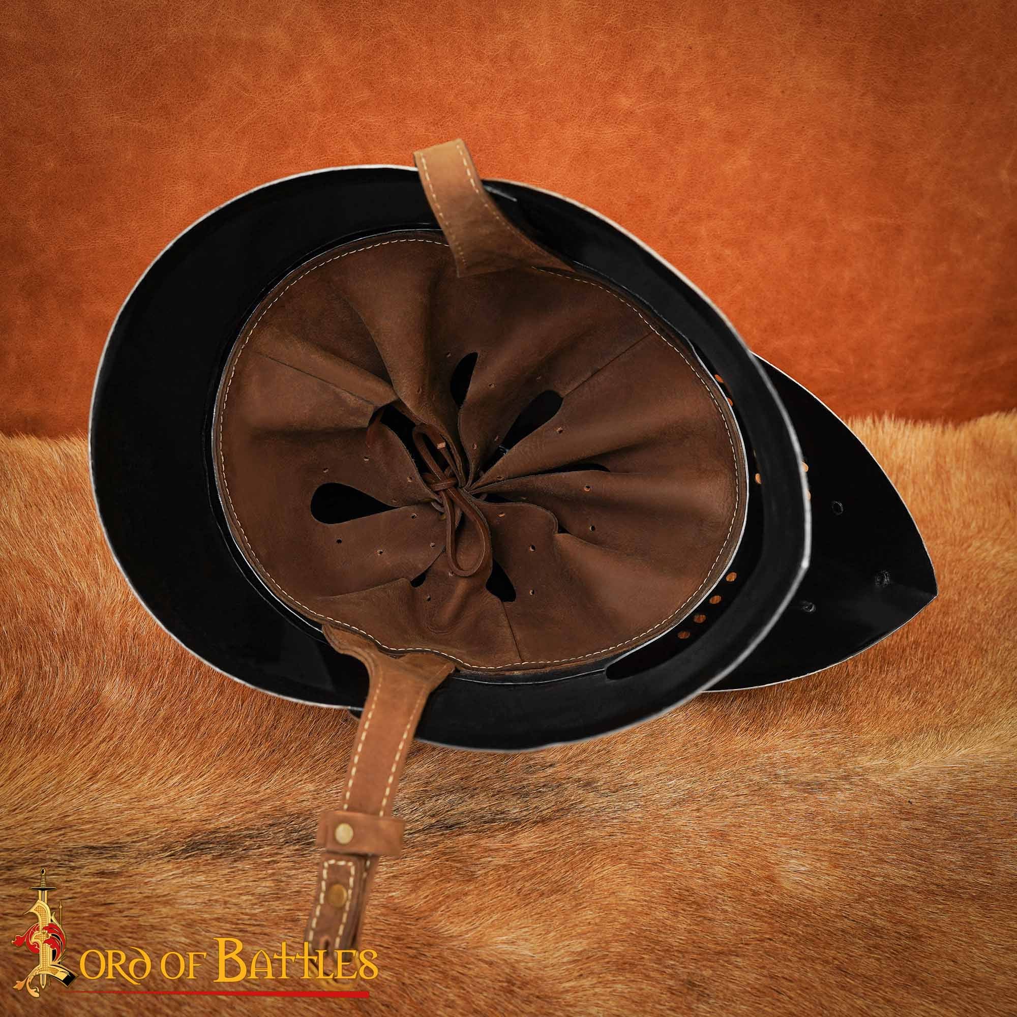 Casco Bascinet Visera del Siglo Xiv con Forro de Cuero - Imagen 8