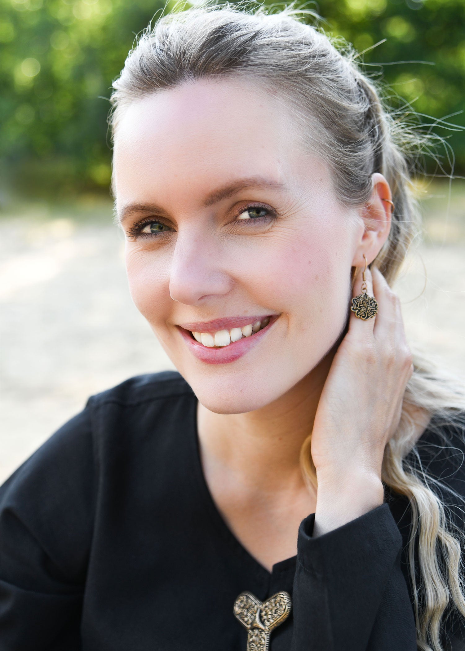 Imagen única de: Par De Pendientes De Nudo Vikingo