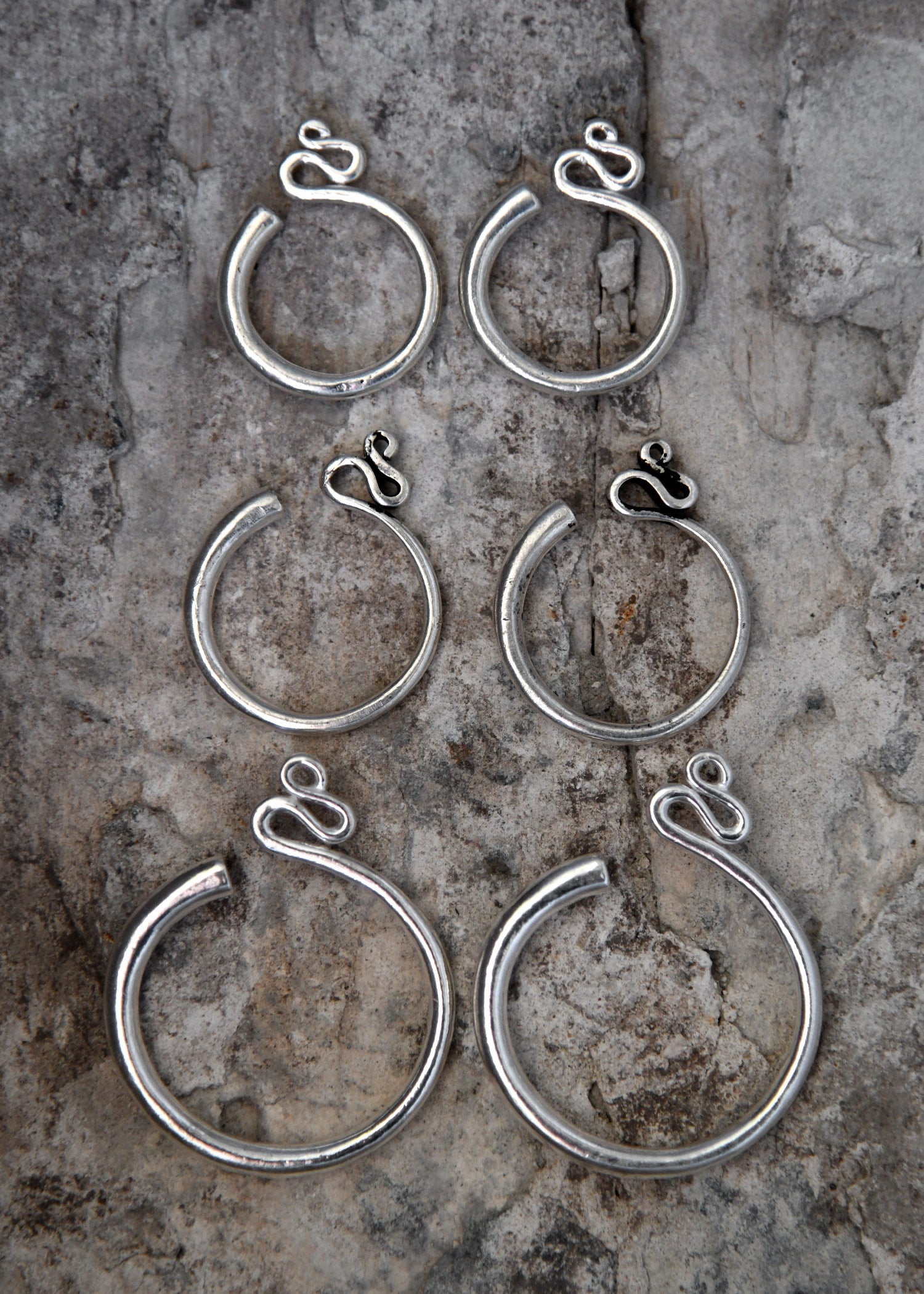 Imagen única de: Anillos De Templo Eslavos, Medianos, Par