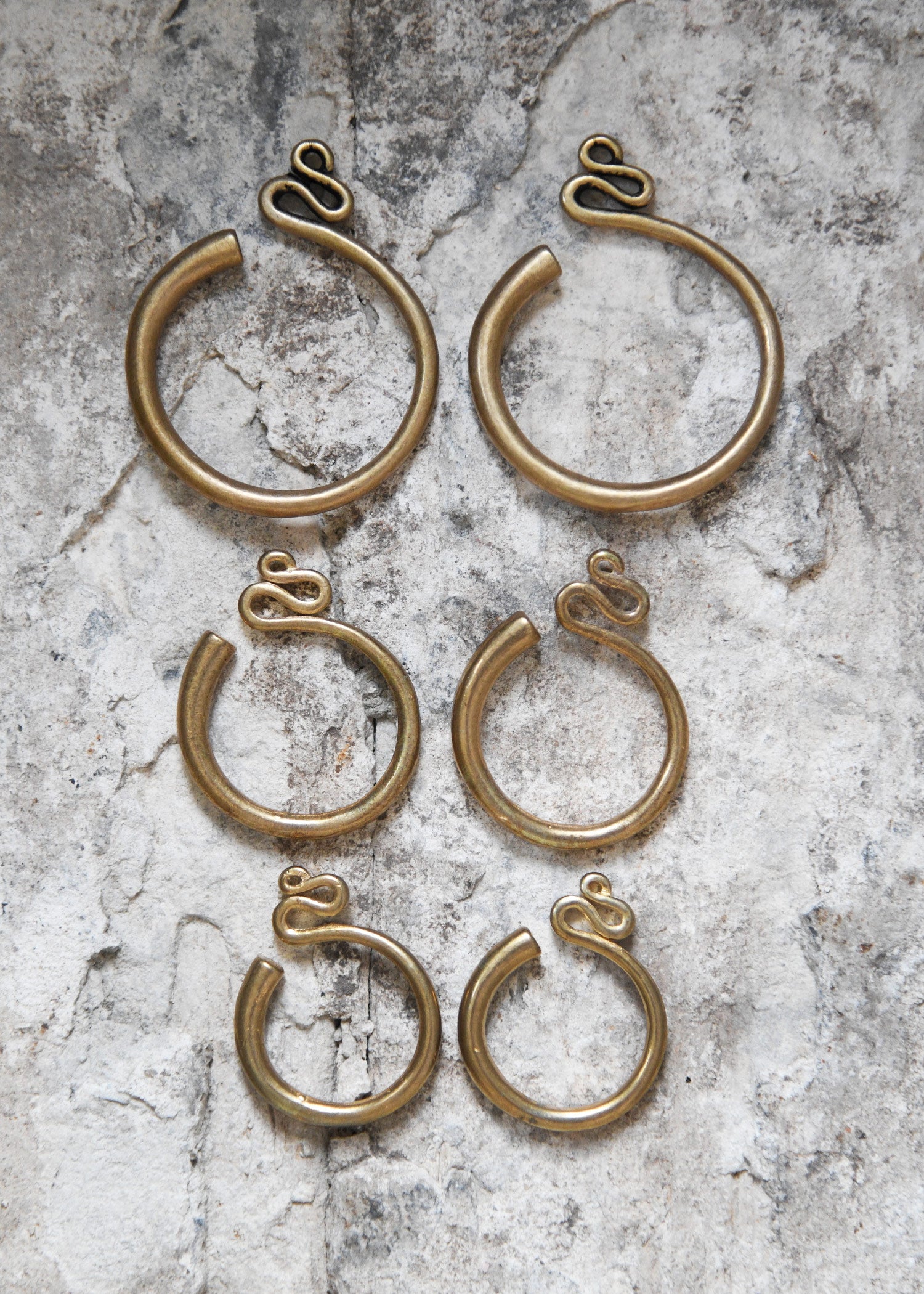 Imagen única de: Anillos De Templo Eslavos, Medianos, Par