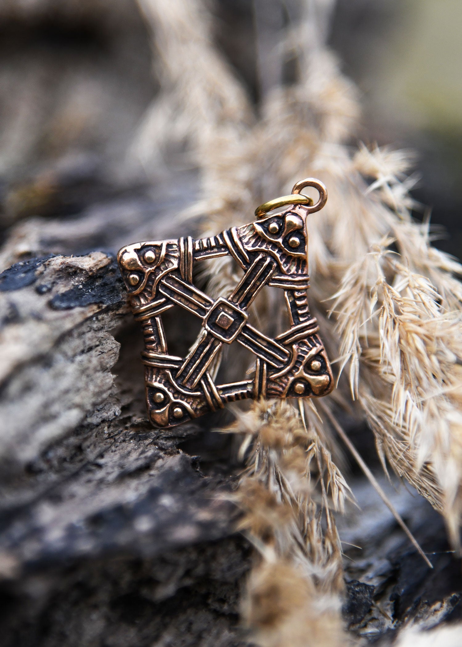 Imagen única de: Colgante De Bronce, Cruz Vikinga