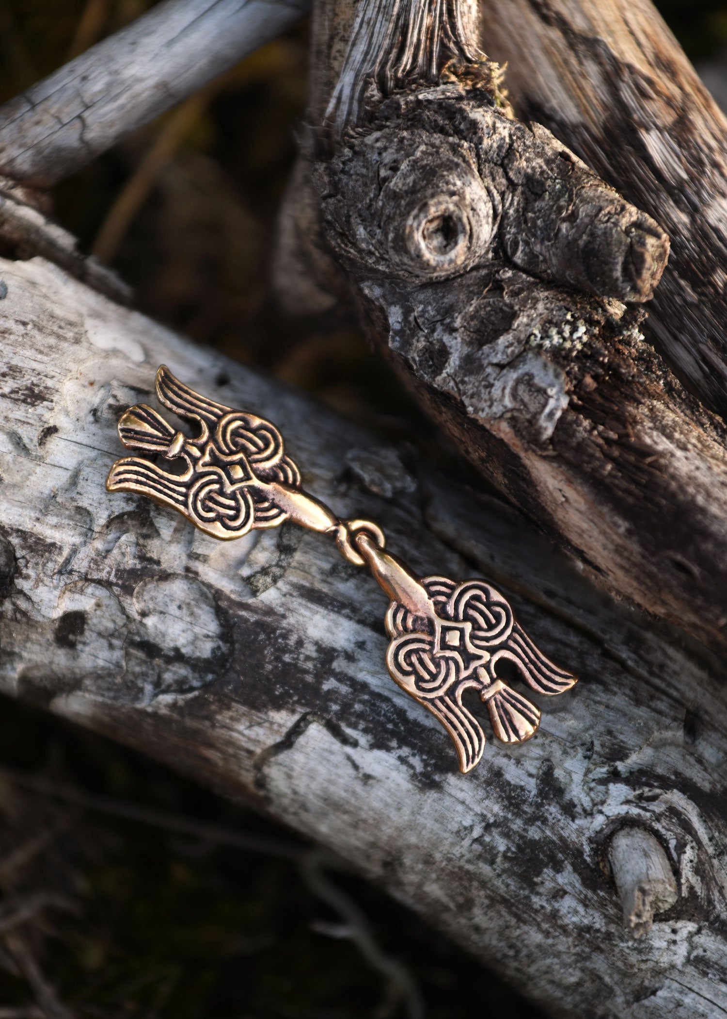 Imagen única de: Broche De Túnica De Bronce, Hugin & Munin