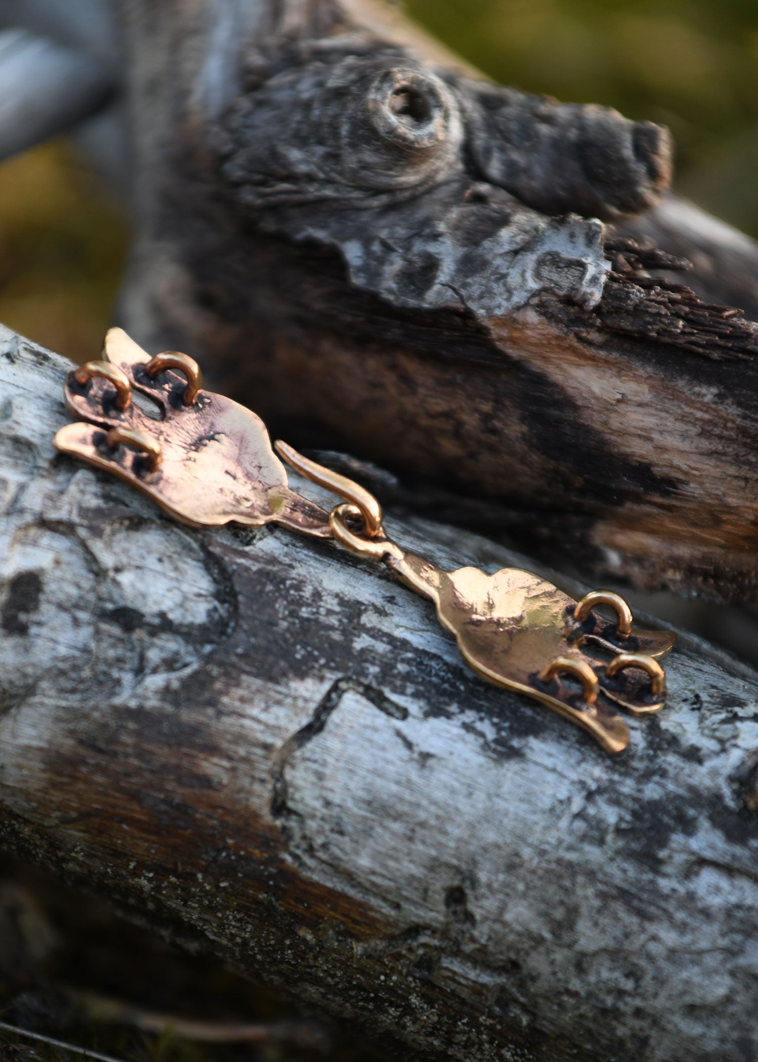 Imagen única de: Broche De Túnica De Bronce, Hugin & Munin