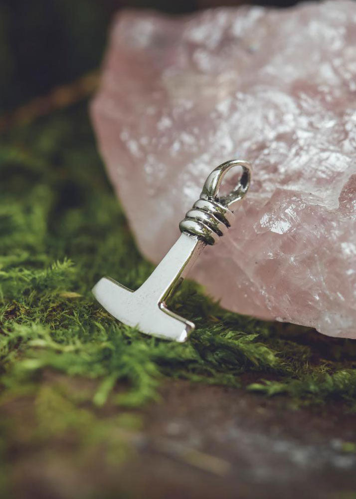 Imagen única de: Martillo De Thor Pequeño De Plata.