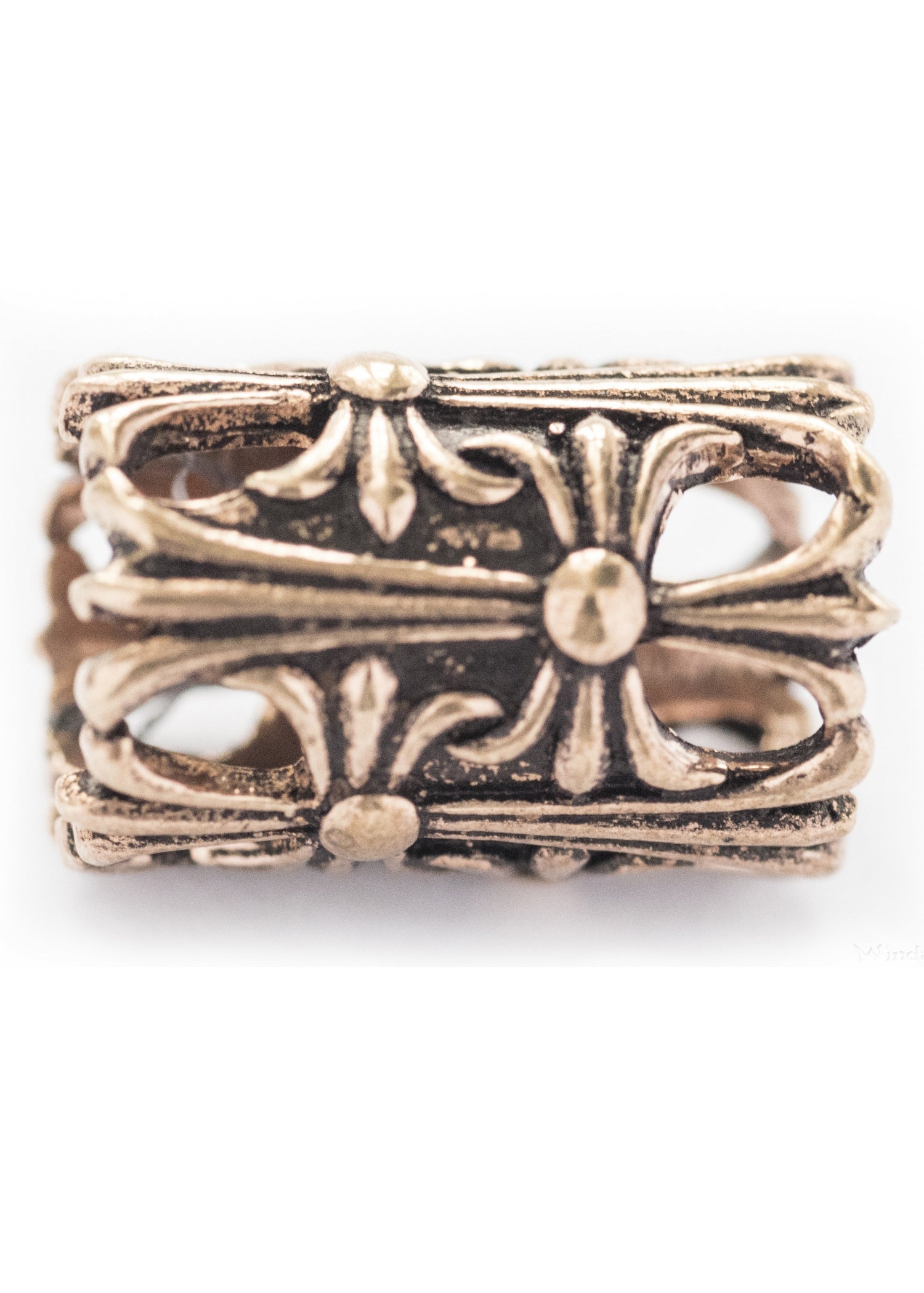 Imagen única de: Cuenta De Barba Medieval Con Cruz De Caballero De Bronce