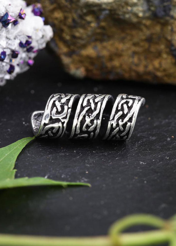 Imagen única de: Cuenta De Barba Medieval Con Nudo Celta De Plata