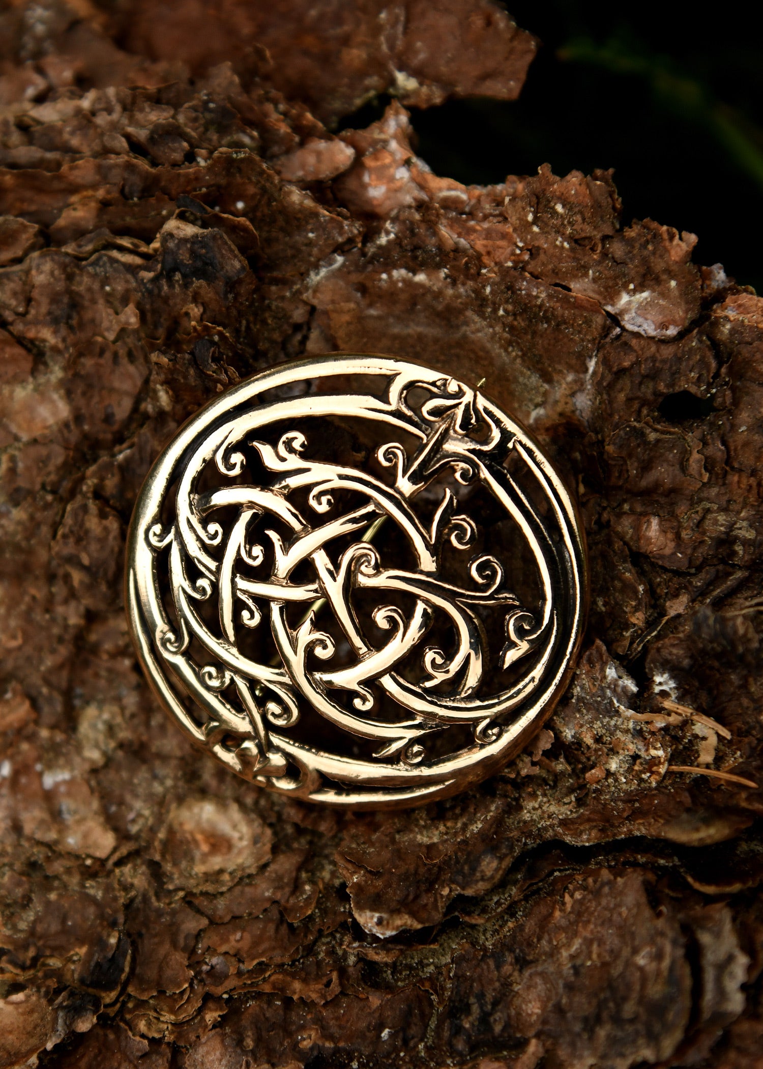 Imagen única de: Broche Vikingo Estilo Urnes Fabricado En Bronce