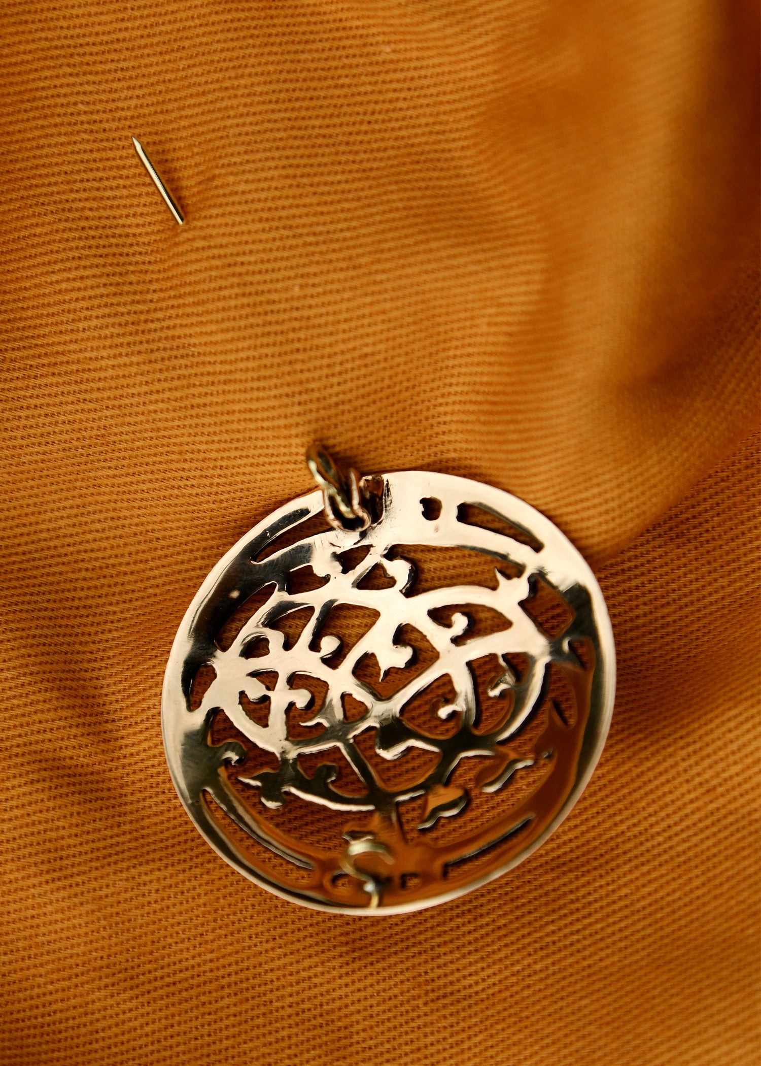 Imagen única de: Broche Vikingo Estilo Urnes Fabricado En Bronce