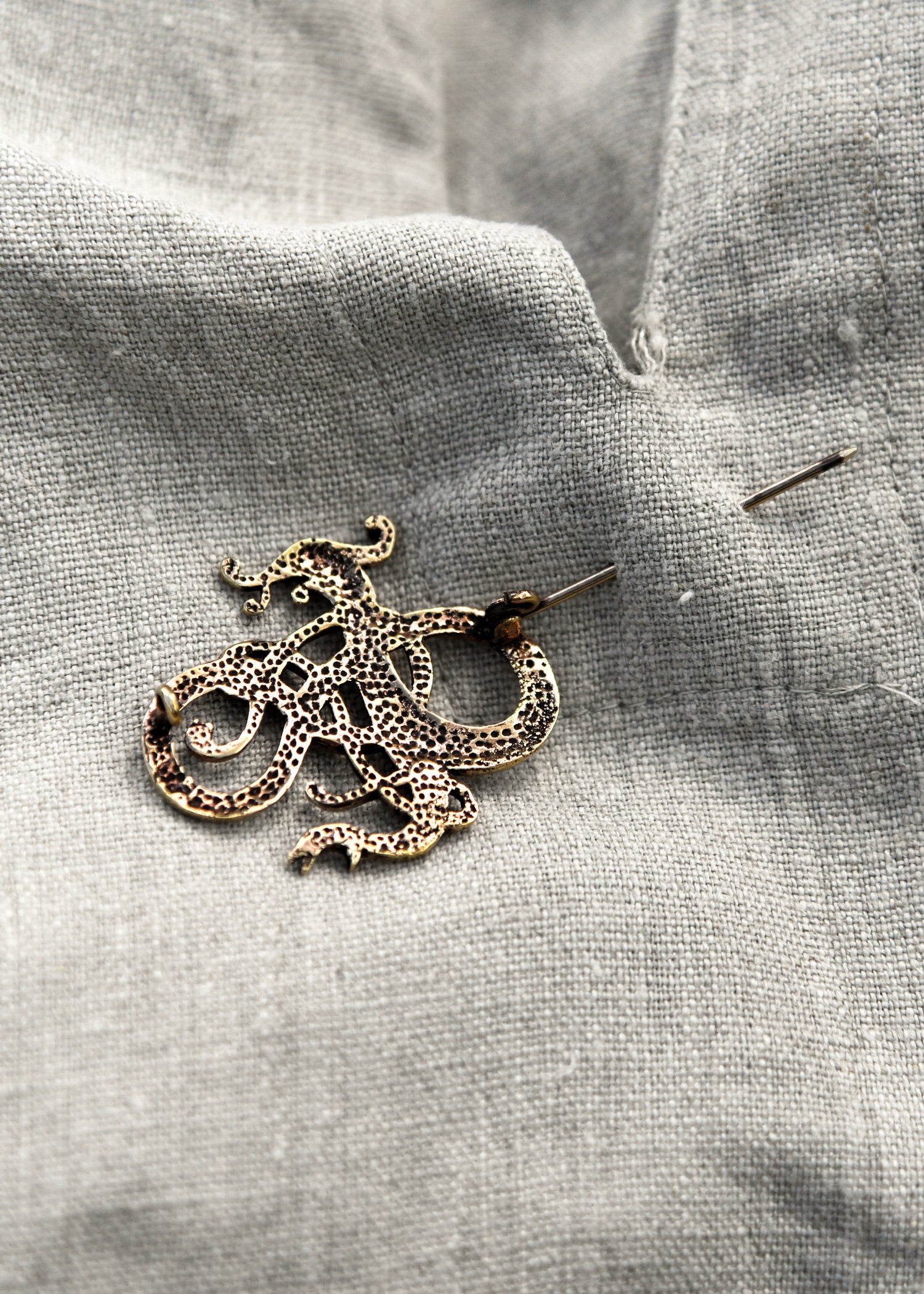 Imagen única de: Broche Vikingo, Dragón, De Bronce.