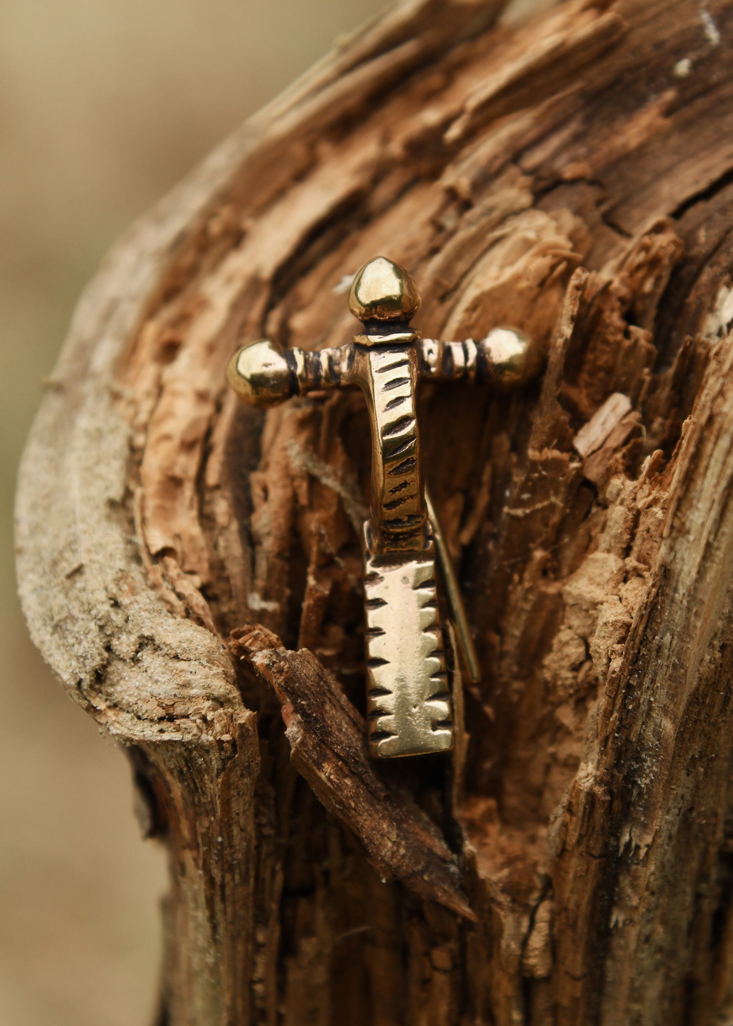 Imagen única de: Broche Con Forma De Cebolla Romana De Bronce