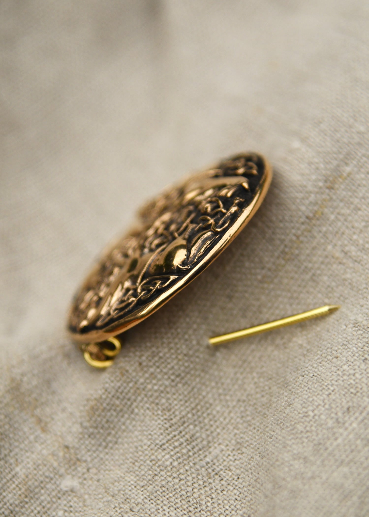 Imagen única de: Broche Celta De Bronce Tres Caballos