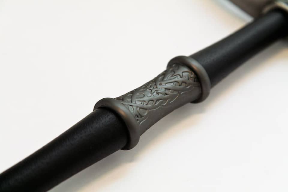 Imagen de Espada del Rey Brujo Oficial El Señor de los Anillos United Cutlery uc1266 parte de nuestra colección en Tienda Medieval, sitio oficial.