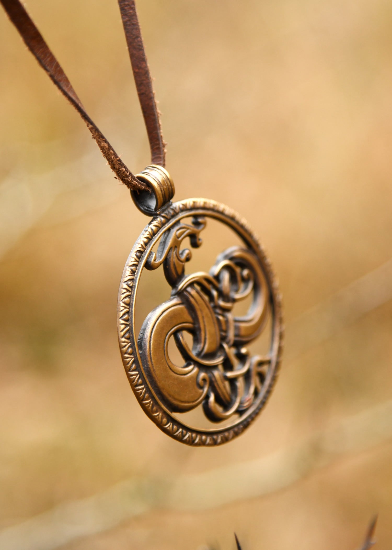 Imagen única de: Colgante De Collar - Dragón Estilo Urnes, Bronce