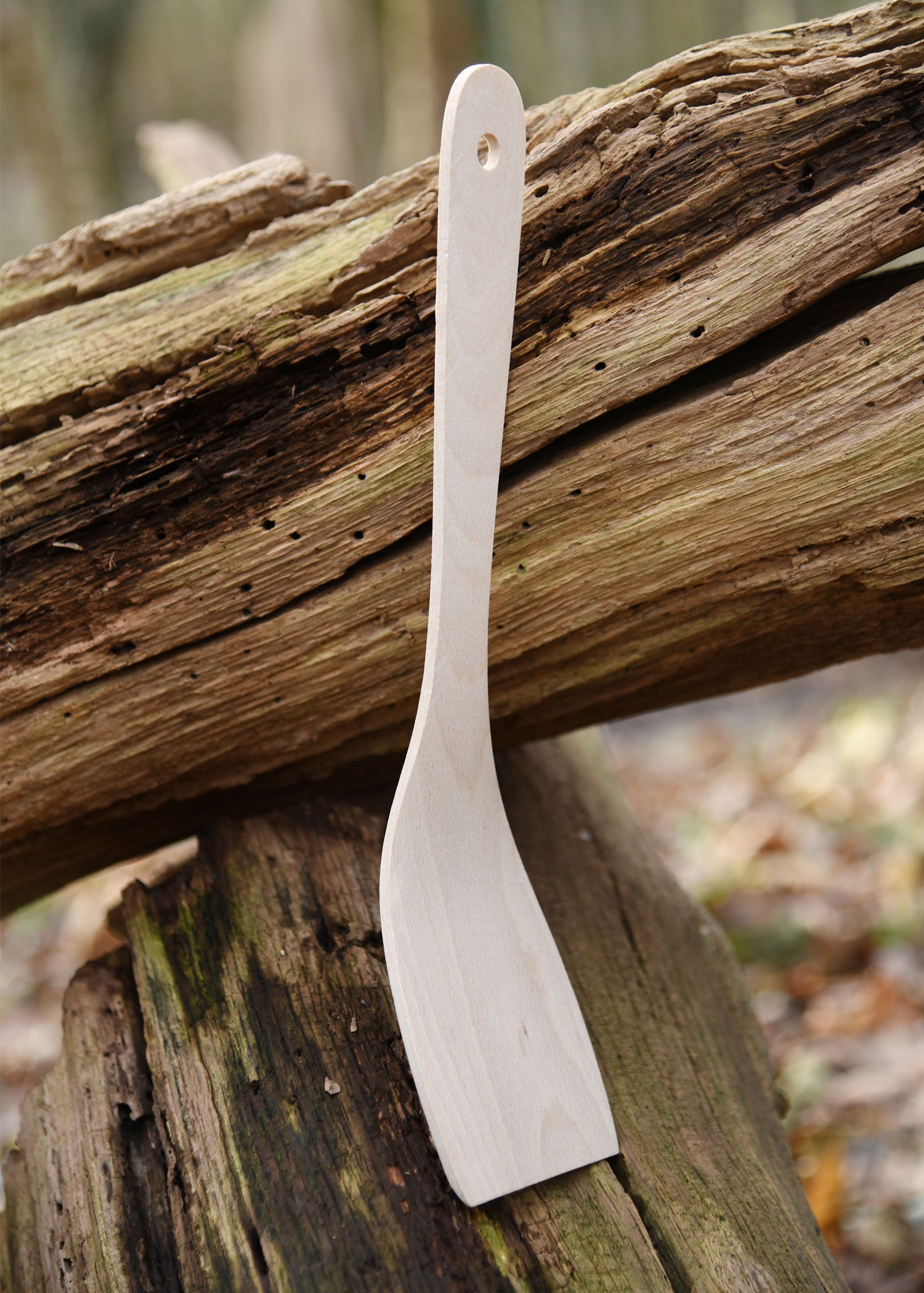 Imagen única de: Espátula De Madera De Haya, Curvada, Aprox. 30 X 7 Cm.