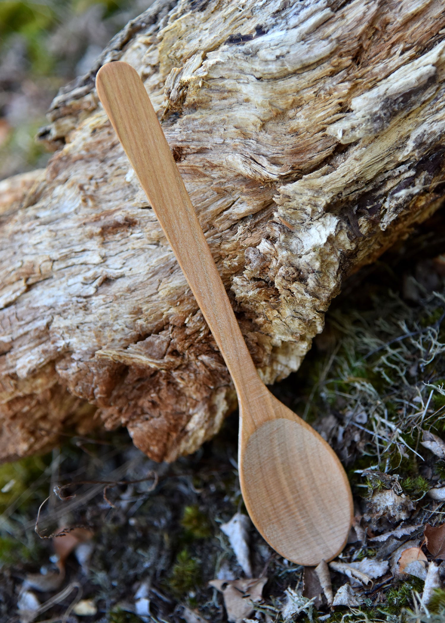 Imagen única de: Cuchara De Madera De Cerezo, Aprox. 23 X 4,5 Cm.