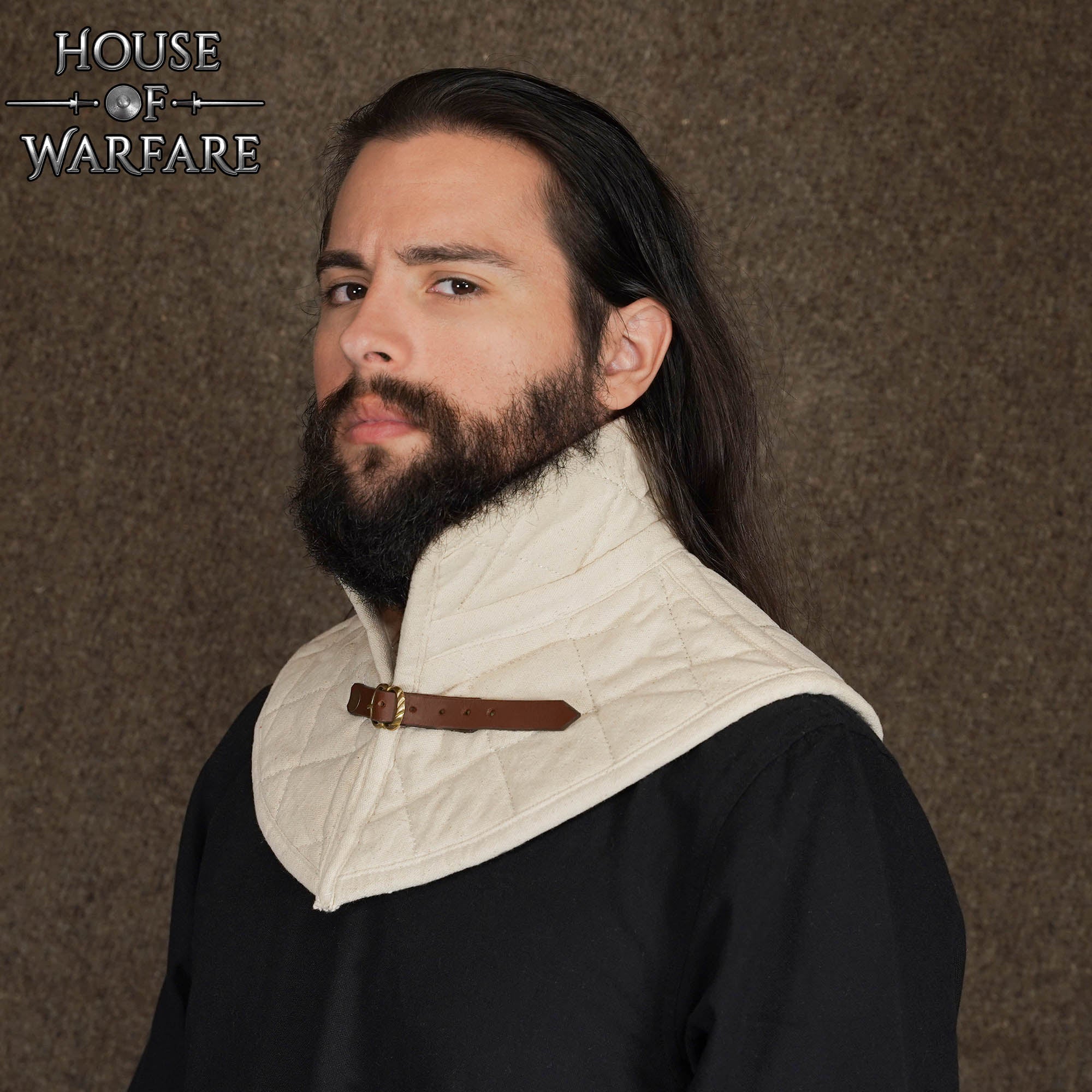 Imagen única de: Cuello de Gambesón Medieval Acolchado con Relleno de Algodón y Hebilla de Cuero