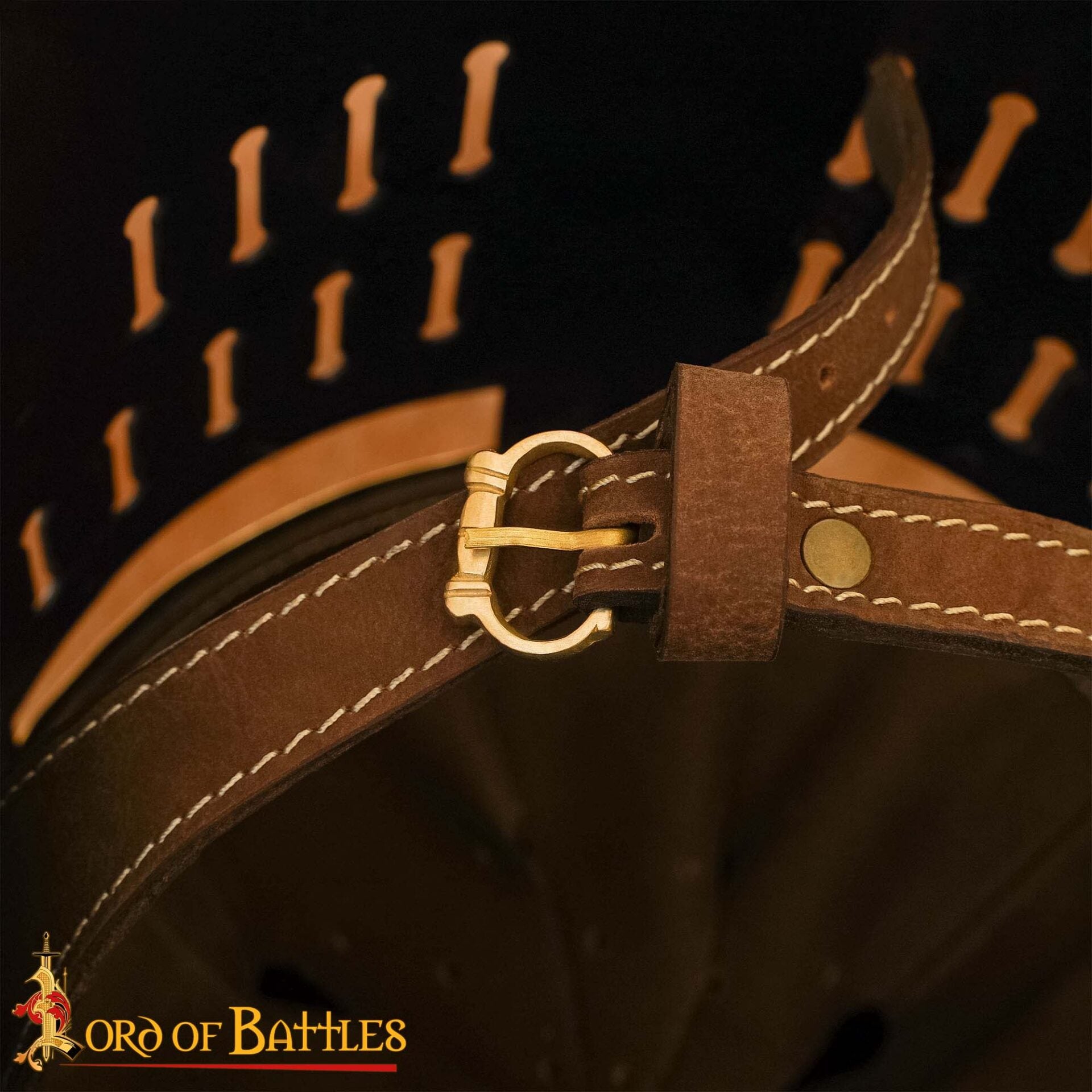 Imagen única de: Pequeñas Hebillas Medievales de Latón para Cinturón - Juego de 5 Piezas Acabadas a Mano (réplica de 1200-1400)