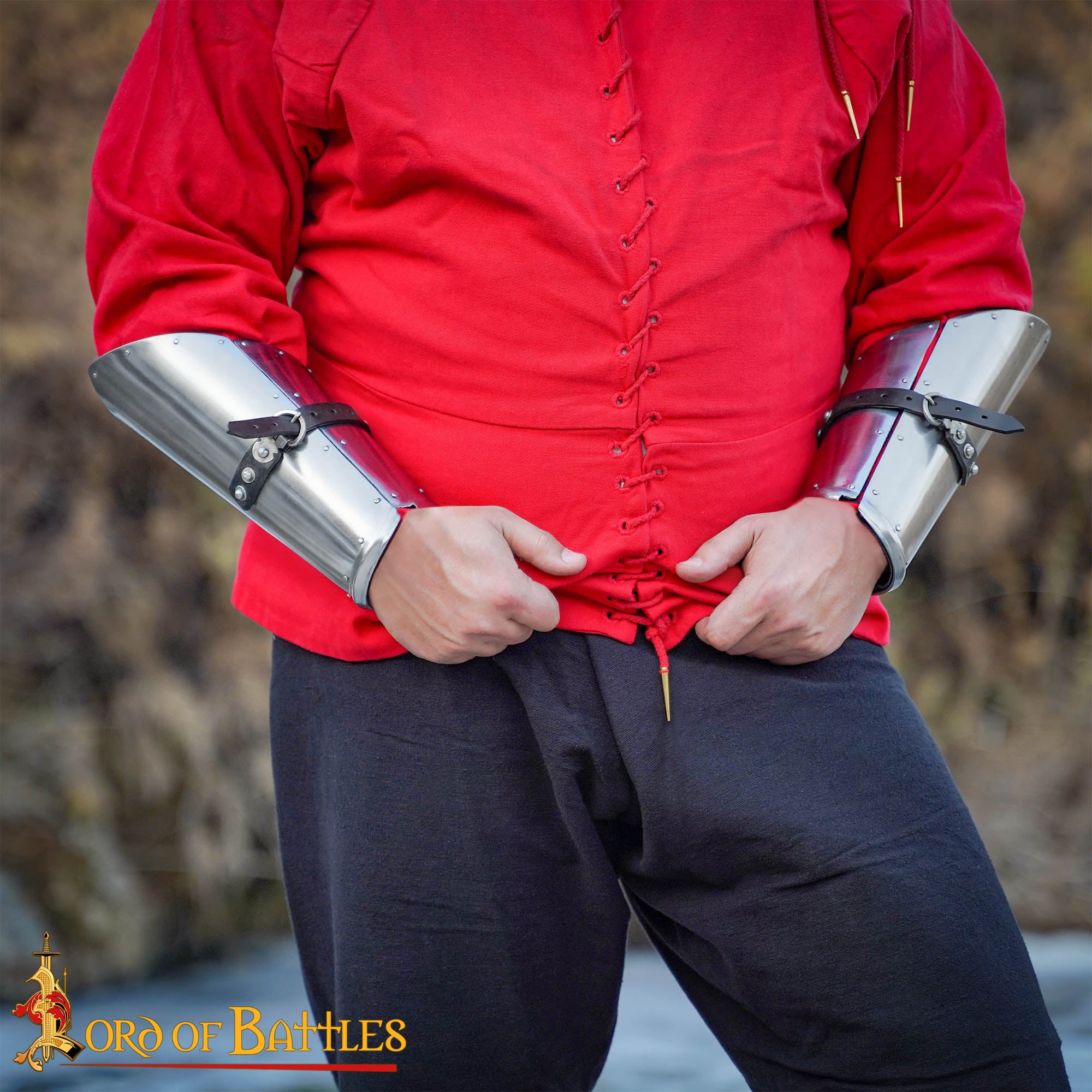 Imagen única de: Brazales de Guerrero de los Siglos Xiv-xv - Armadura de Antebrazo de Acero con Forro de Ante