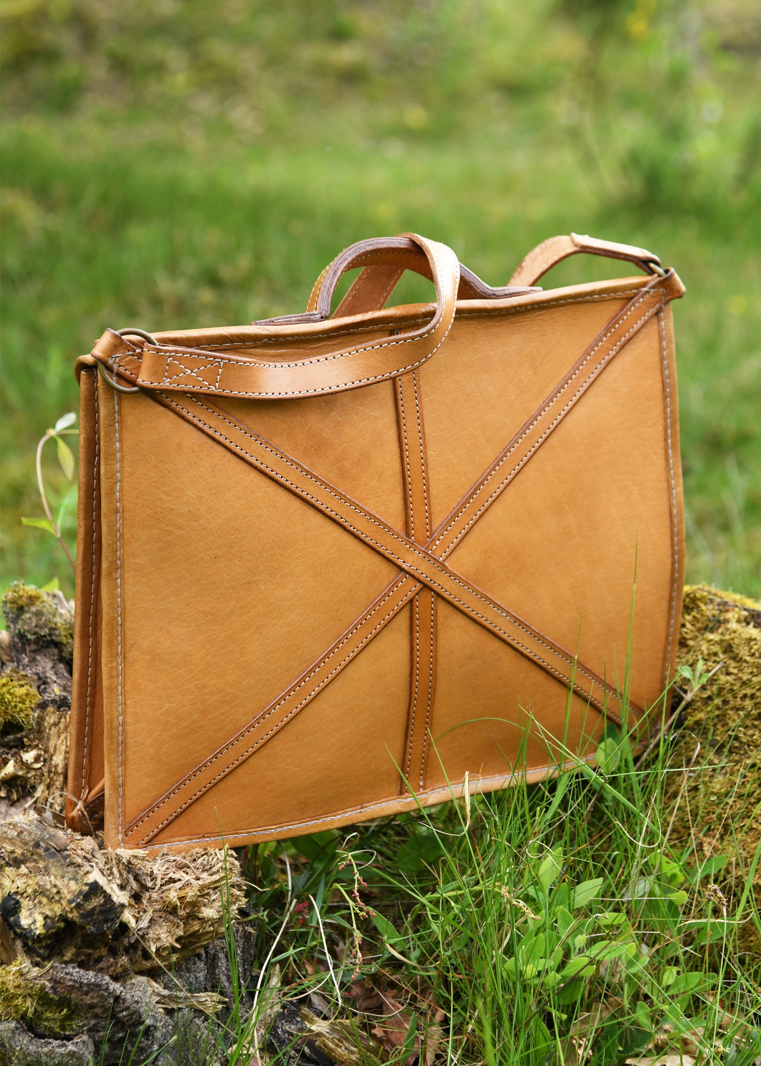 Imagen única de: Bolso Romano De Piel, Pera