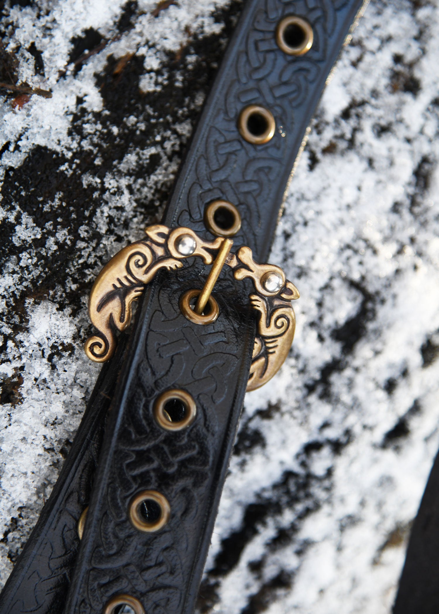 Imagen única de: Cinturón De Piel Con Motivo Celta Grabado, Negro