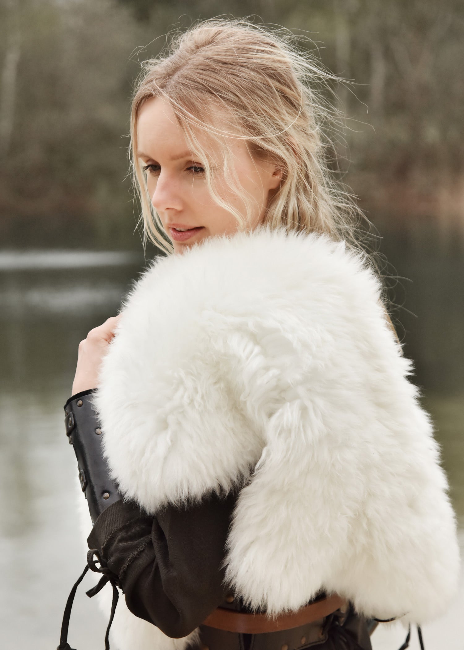 Imagen única de: Piel De Hombro De Piel De Cordero, Blanca