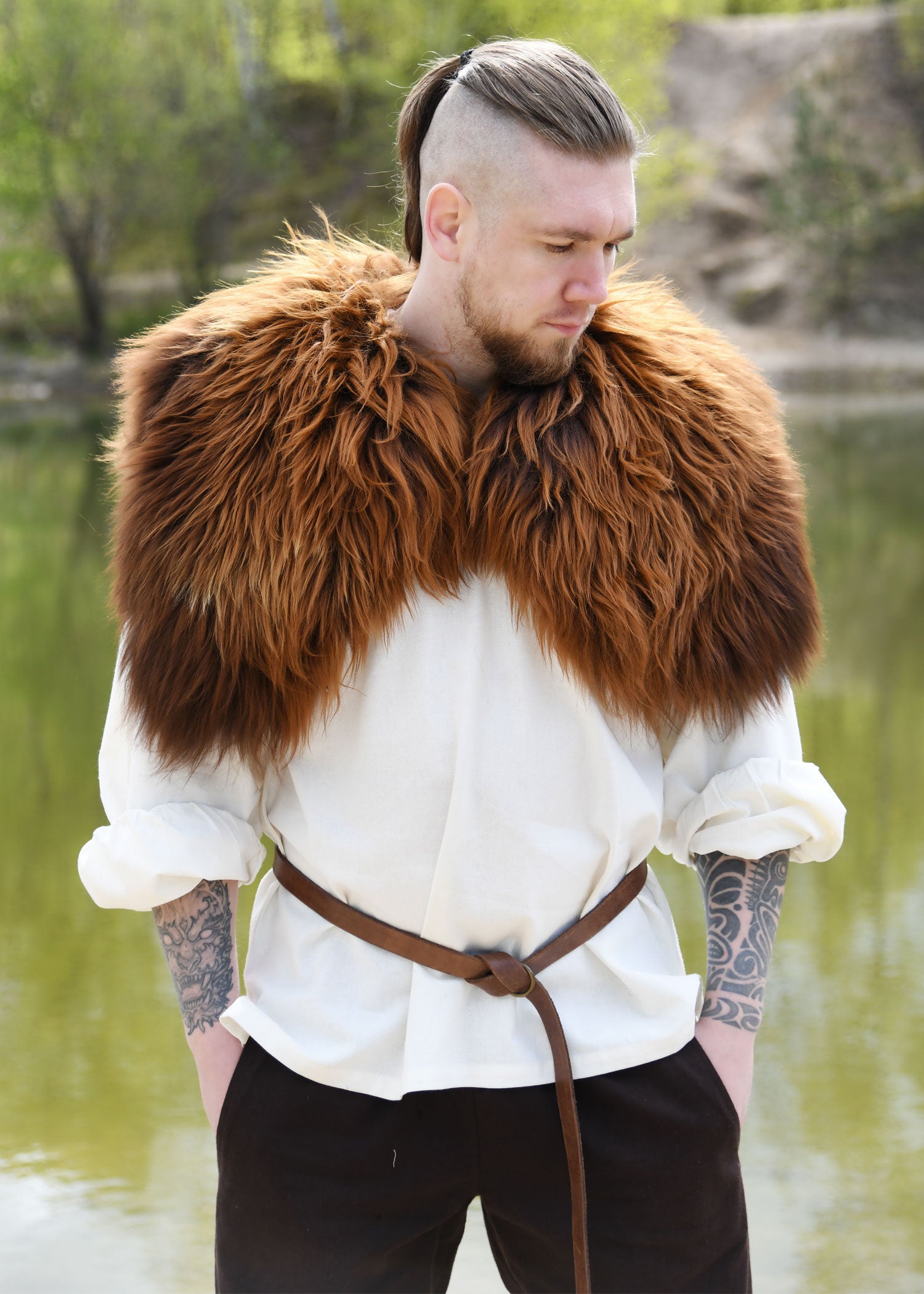 Imagen única de: Piel De Hombro Hecha De Piel De Caracol Nordland, Marrón Óxido