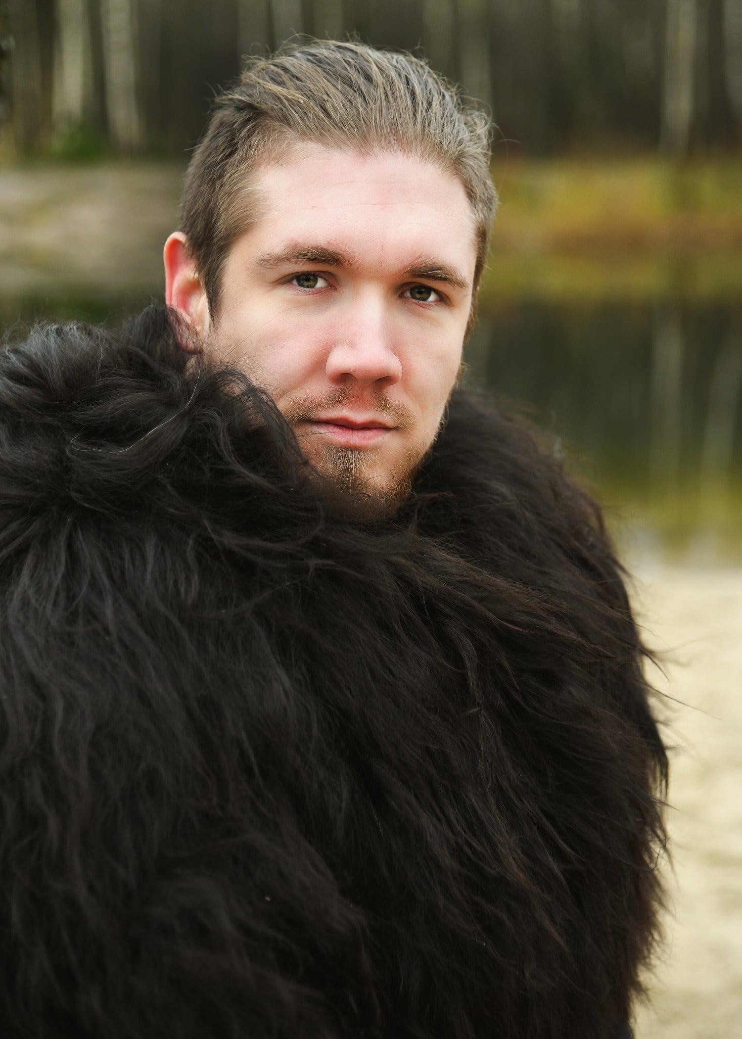 Imagen única de: Piel De Hombro, Capa De Piel Berserker Negro