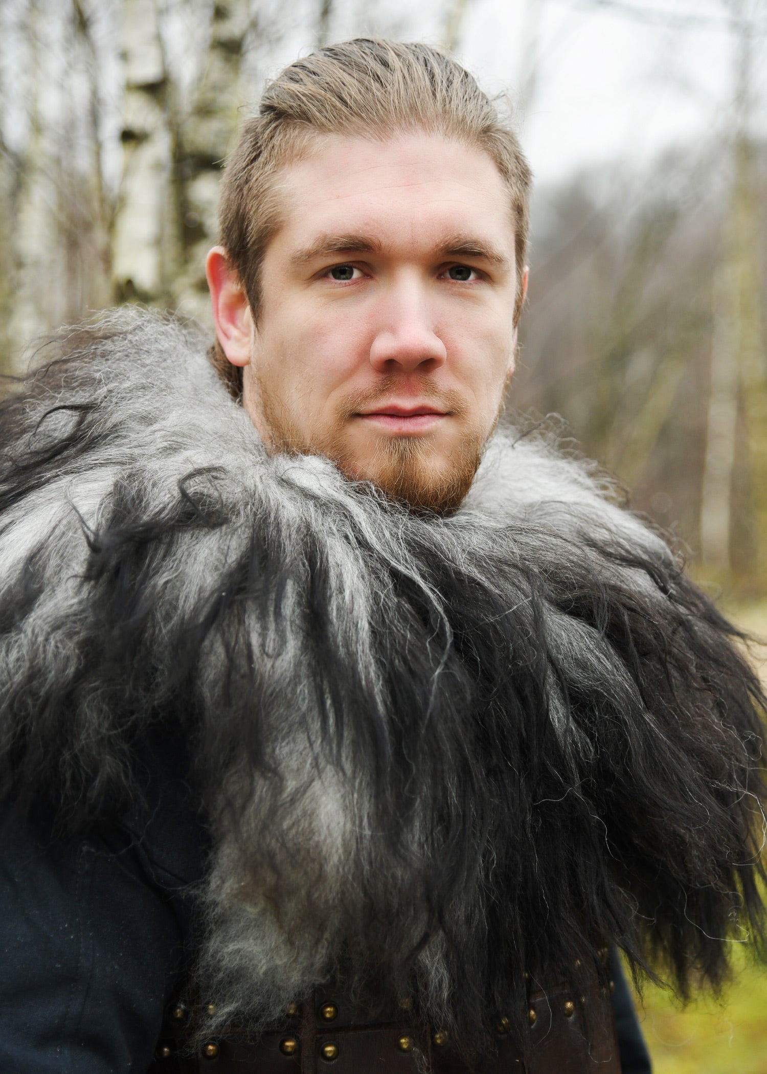 Imagen única de: Piel De Hombro Hecha De Piel De Caracol Nordland, Gris Oscuro