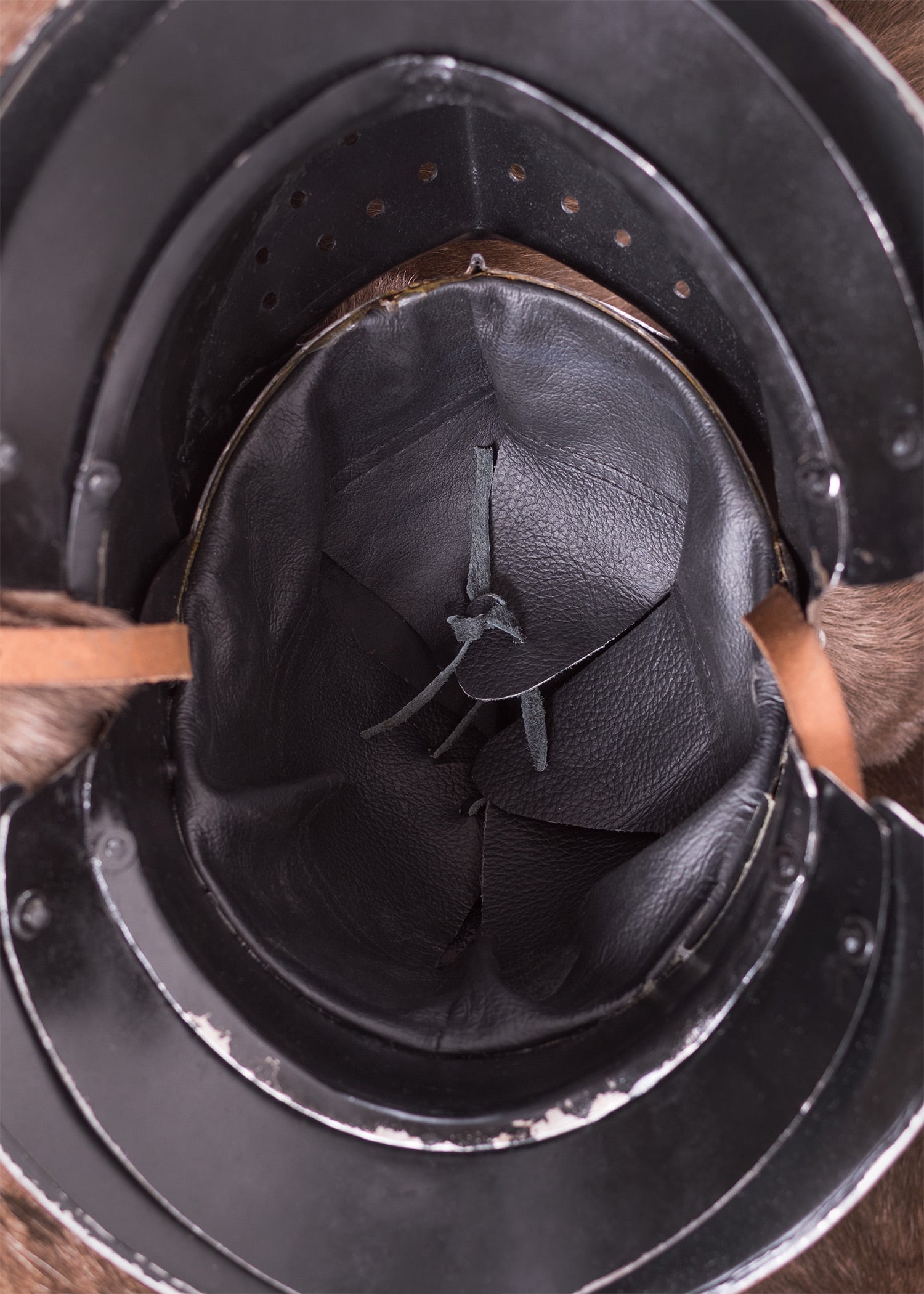 Imagen única de: Casco Cerrado, Estilo Inglés, Siglo Xvi.