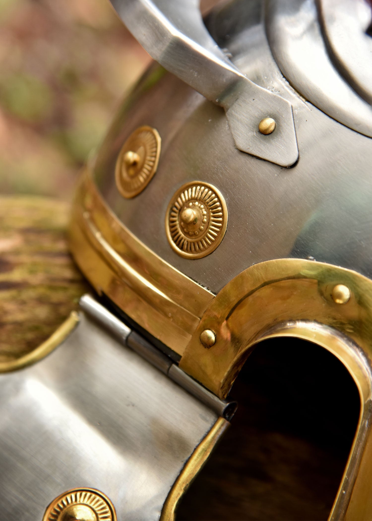 Imagen única de: Casco De Oficial Romano Con Cresta (Centurión)