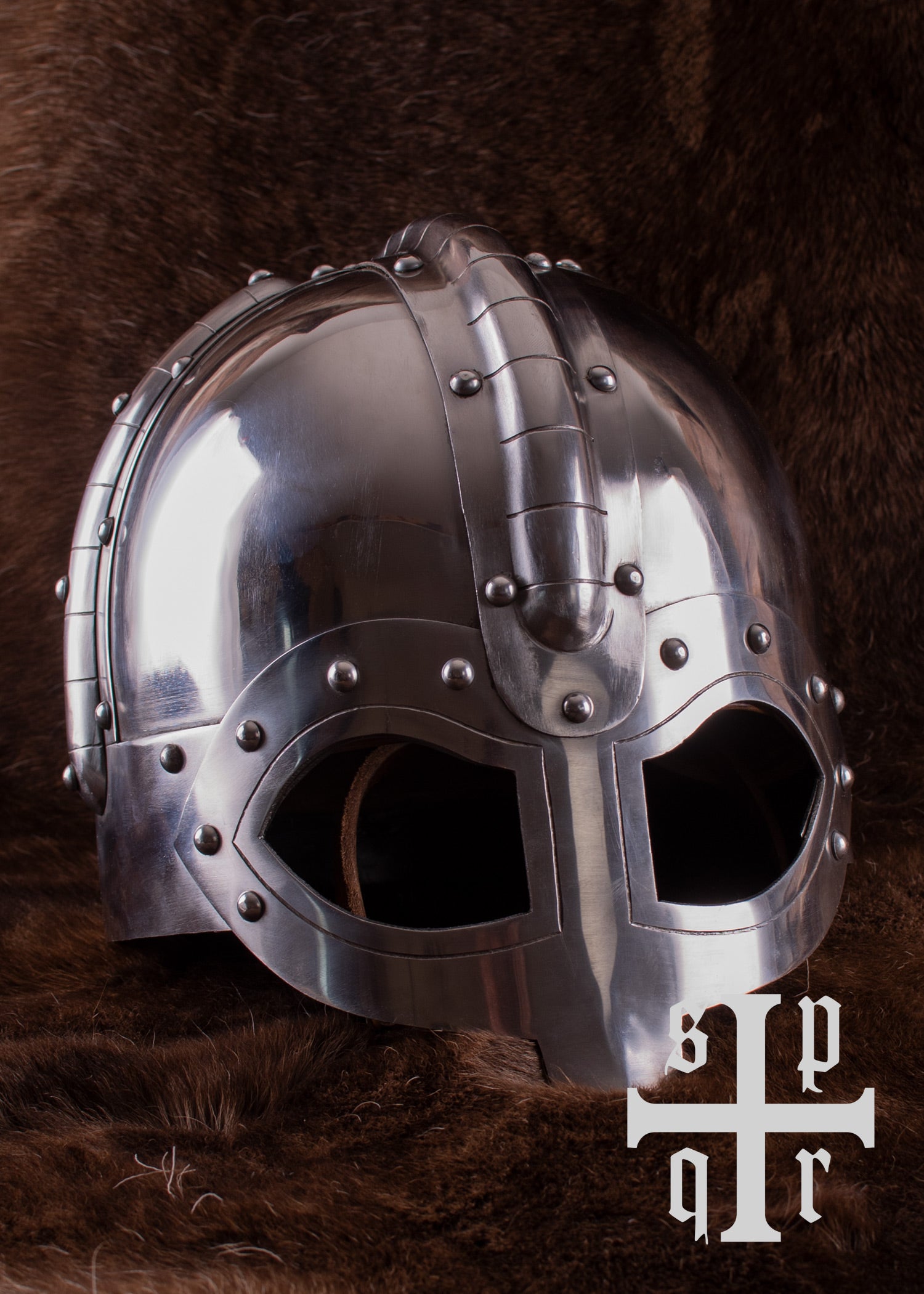 Imagen única de: Casco De Anteojos De La Época Vendel Y Época Vikinga.