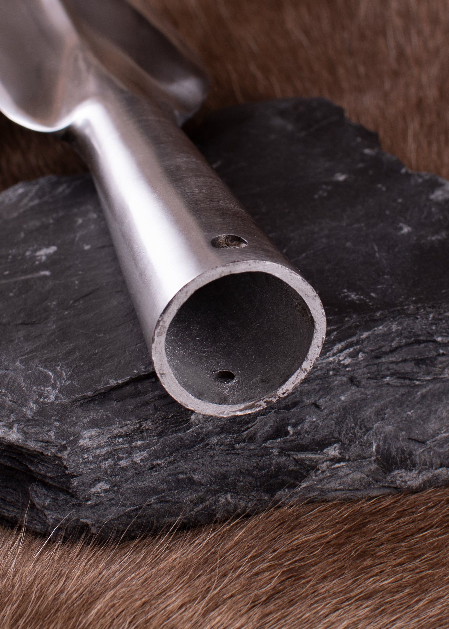 Imagen única de: Punta De Lanza En Forma De Hoja De La Antigüedad, Aprox. 31 Cm.