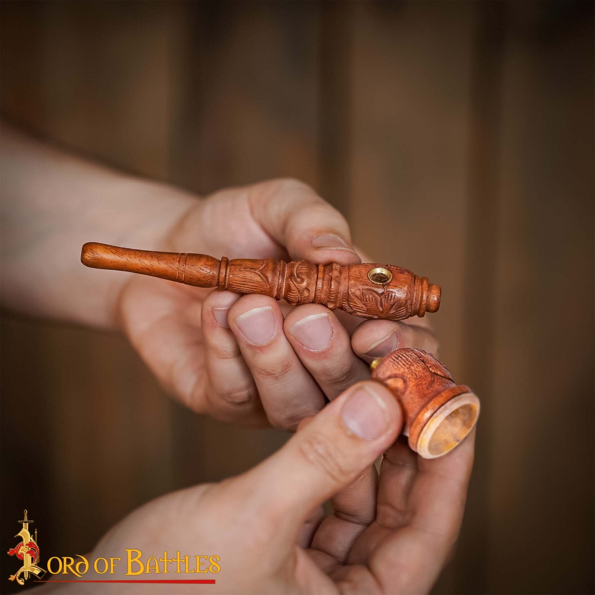 Imagen única de: Mini Pipa de Madera de Bolsillo de Madera Tallada a Mano con Grabado Vintage